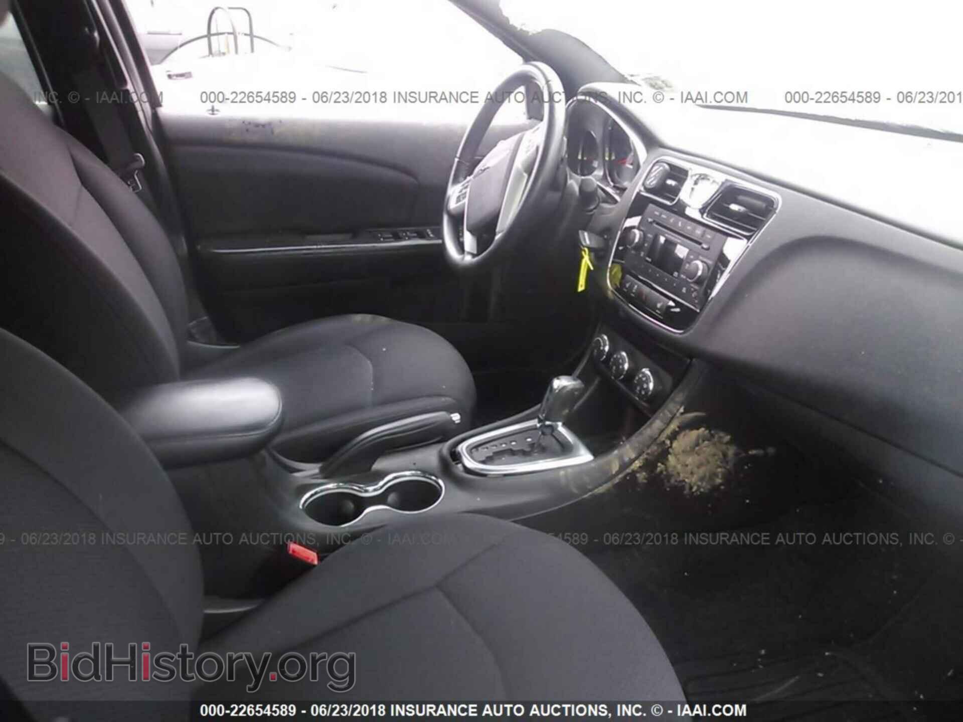 2014 Chrysler 200 - VIN: 1C3CCBBB7EN159031 - Photo 5