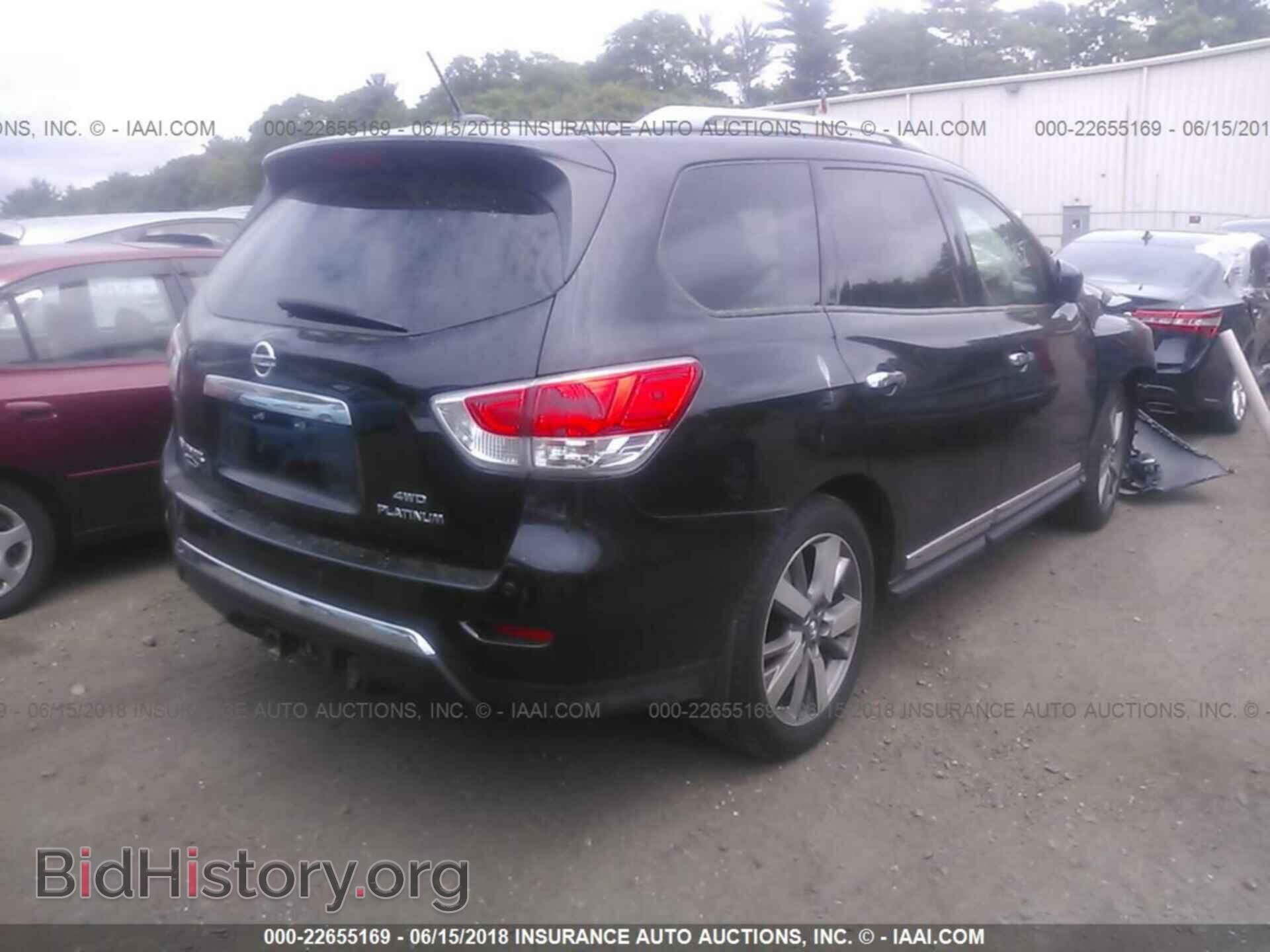 2014 Nissan Pathfinder - VIN: 5N1AR2MM6EC668857 - Фото 4