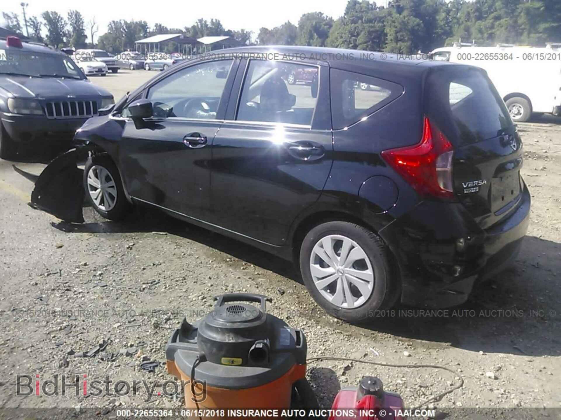 2017 Nissan Versa note - VIN: 3N1CE2CP6HL373810 - Фото 3
