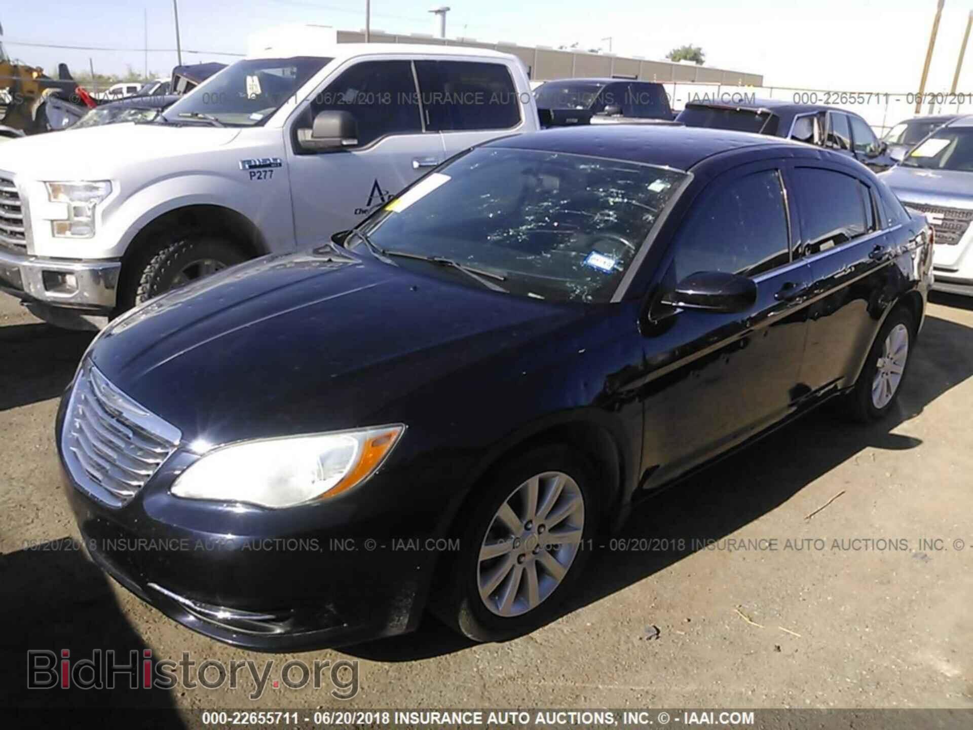 2012 Chrysler 200 - VIN: 1C3CCBBB9CN300632 - Фото 2
