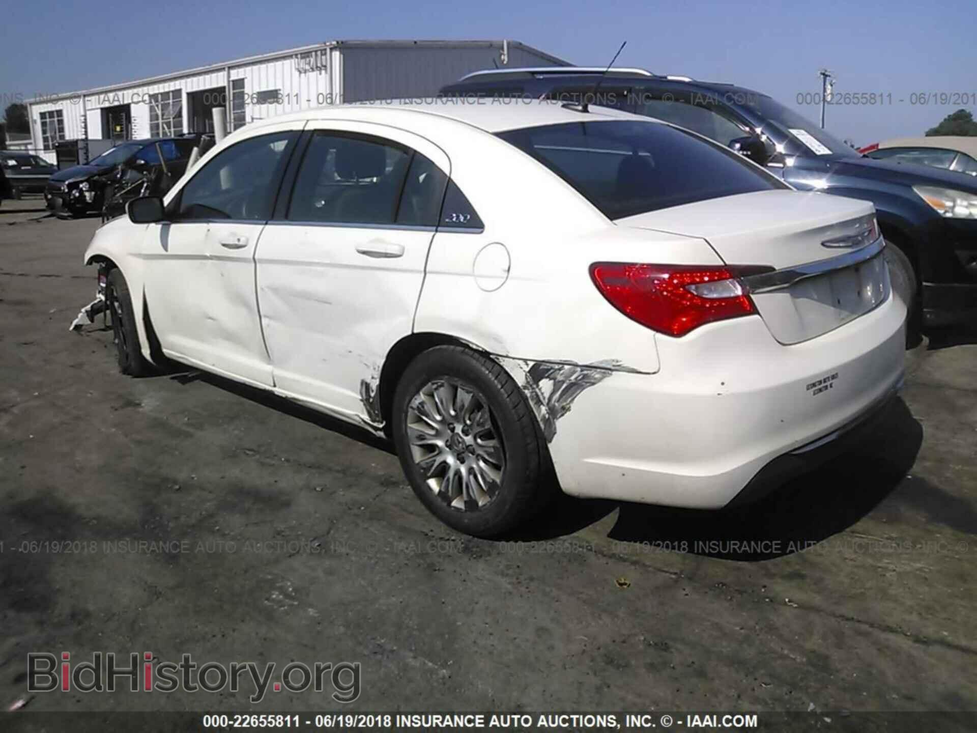 2011 Chrysler 200 - VIN: 1C3BC4FB0BN521908 - Фото 3