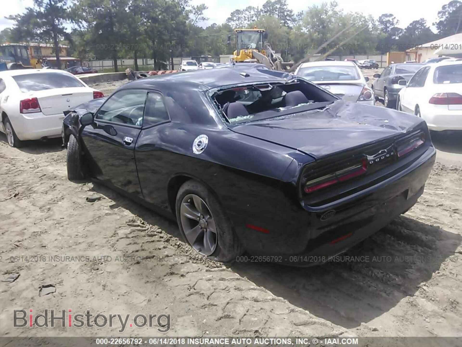 2016 Dodge Challenger - VIN: 2C3CDZAG2GH183820 - Photo 3