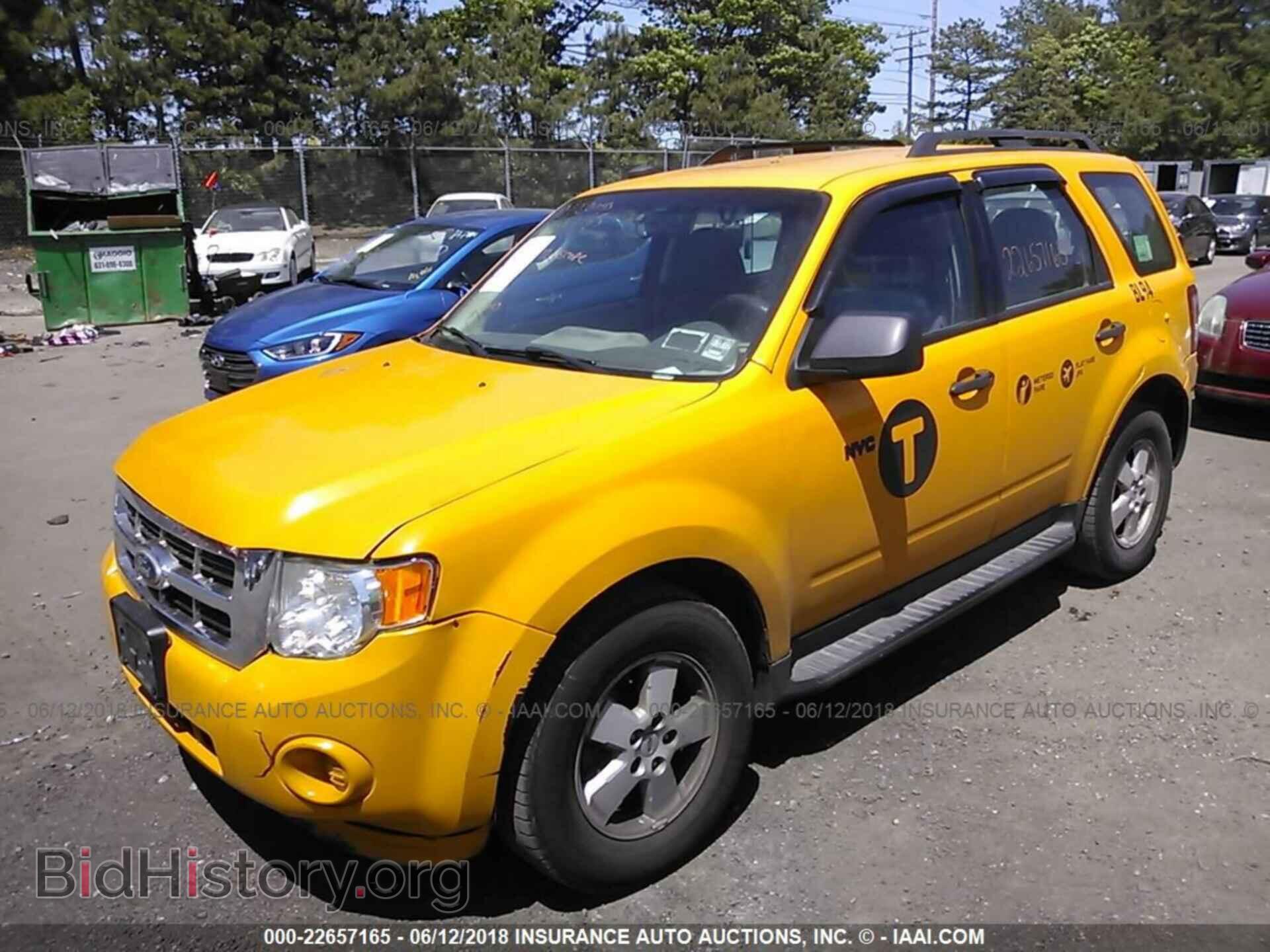 2012 Ford Escape - VIN: 1FMCU0C78CKC34045 - Фото 2
