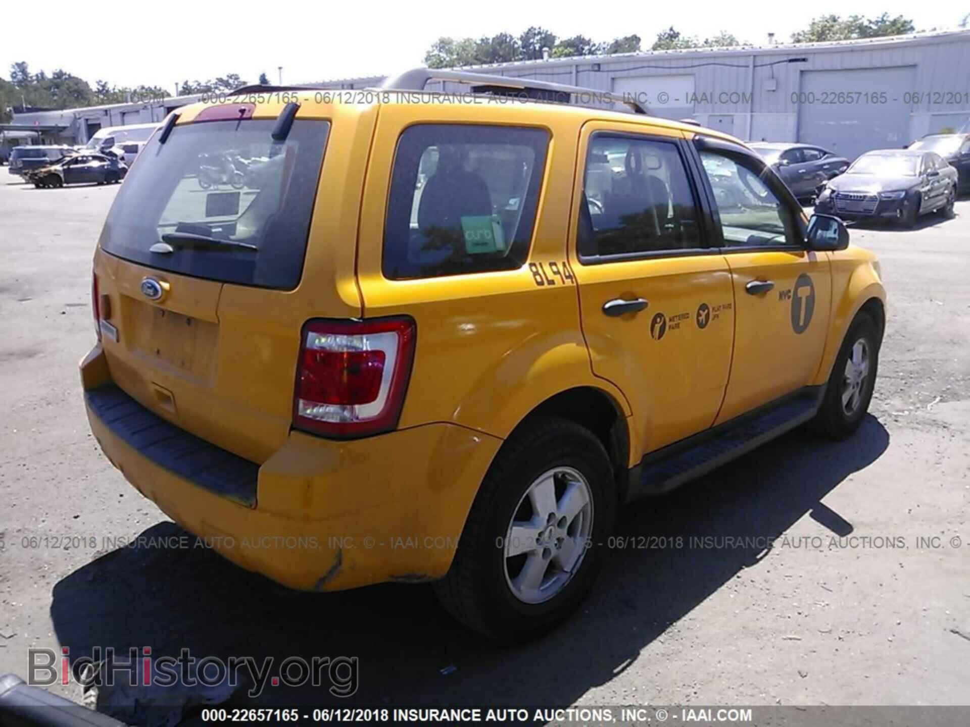2012 Ford Escape - VIN: 1FMCU0C78CKC34045 - Фото 4