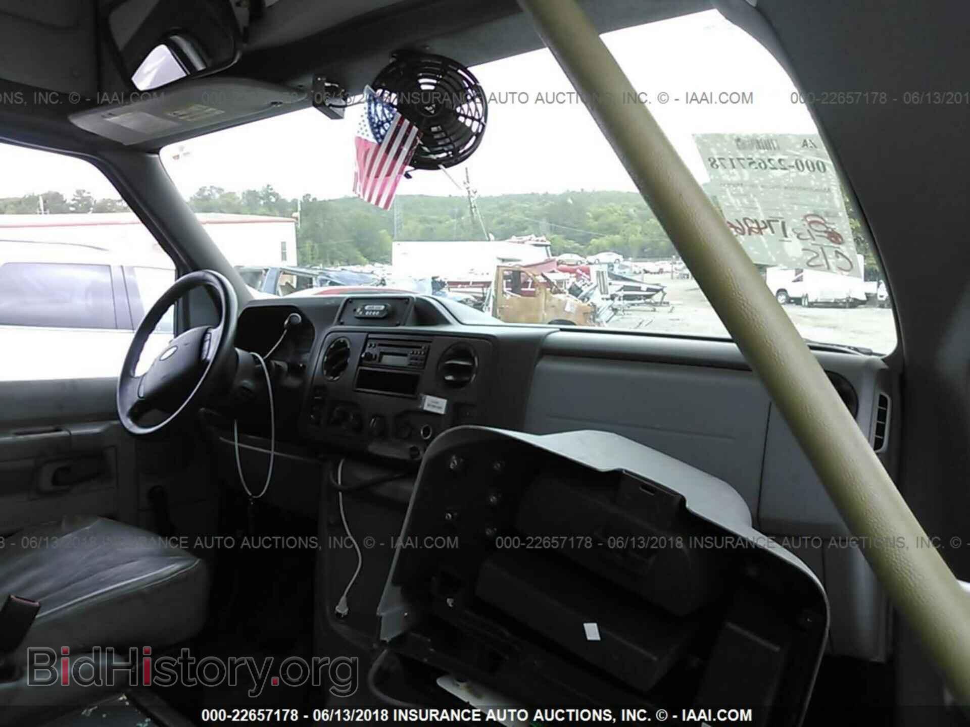 2013 Ford Econoline - VIN: 1FDEE3FS0DDA85630 - Фото 5