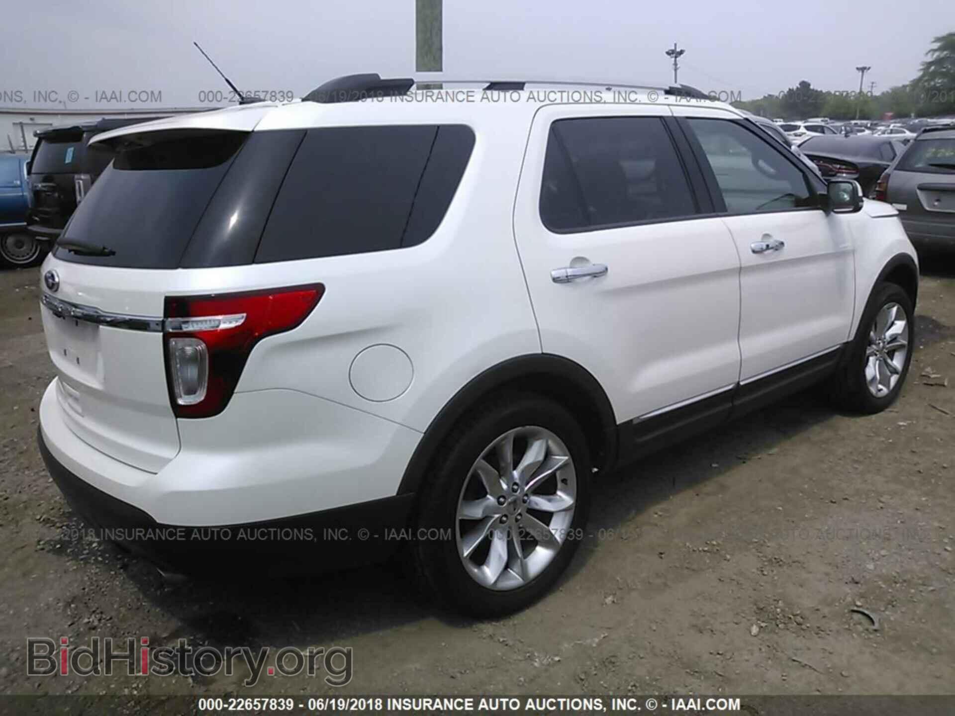 2011 Ford Explorer - VIN: 1FMHK7F84BGA24391 - Фото 4