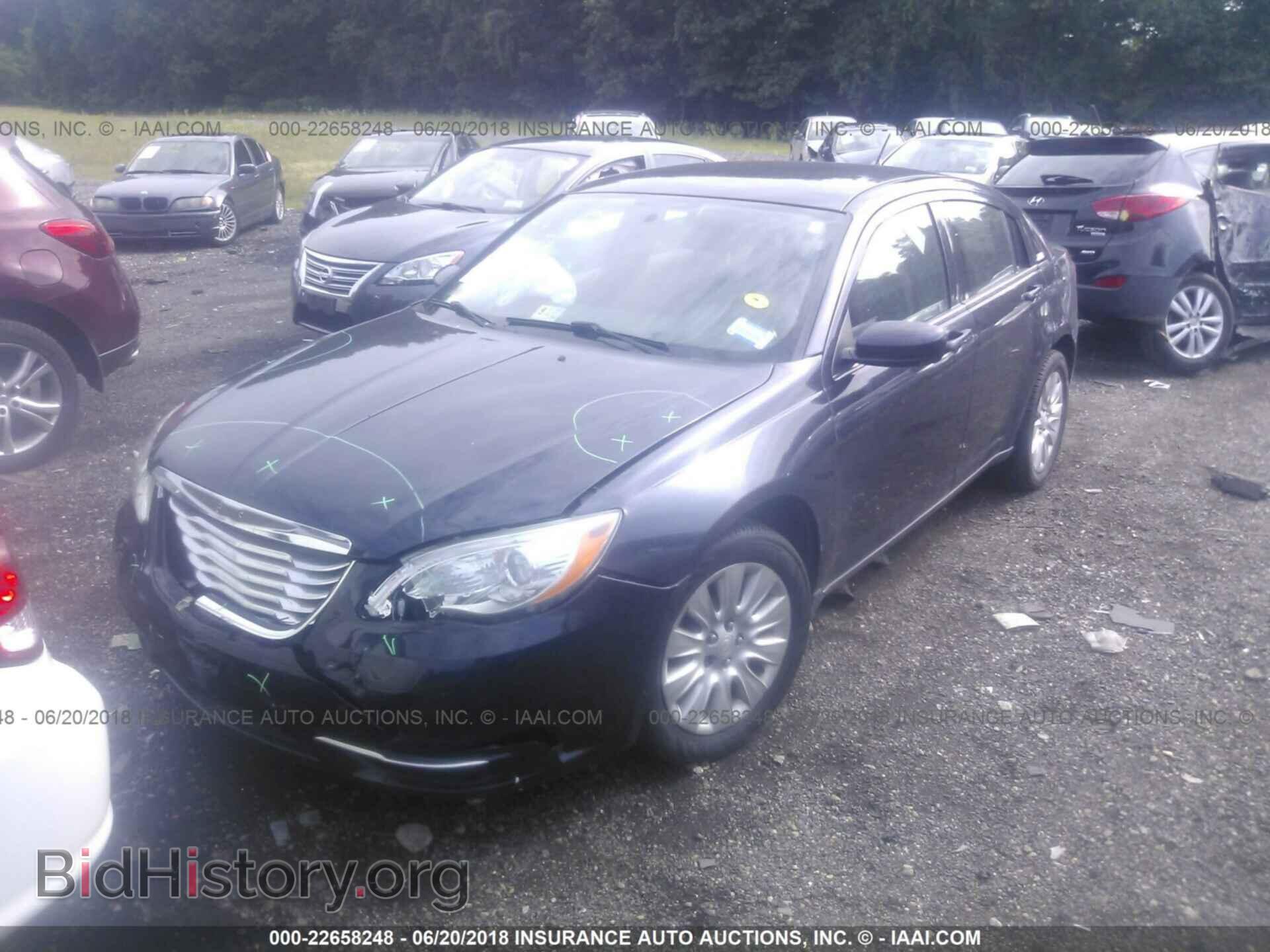 2012 Chrysler 200 - VIN: 1C3CCBAB4CN256704 - Фото 2
