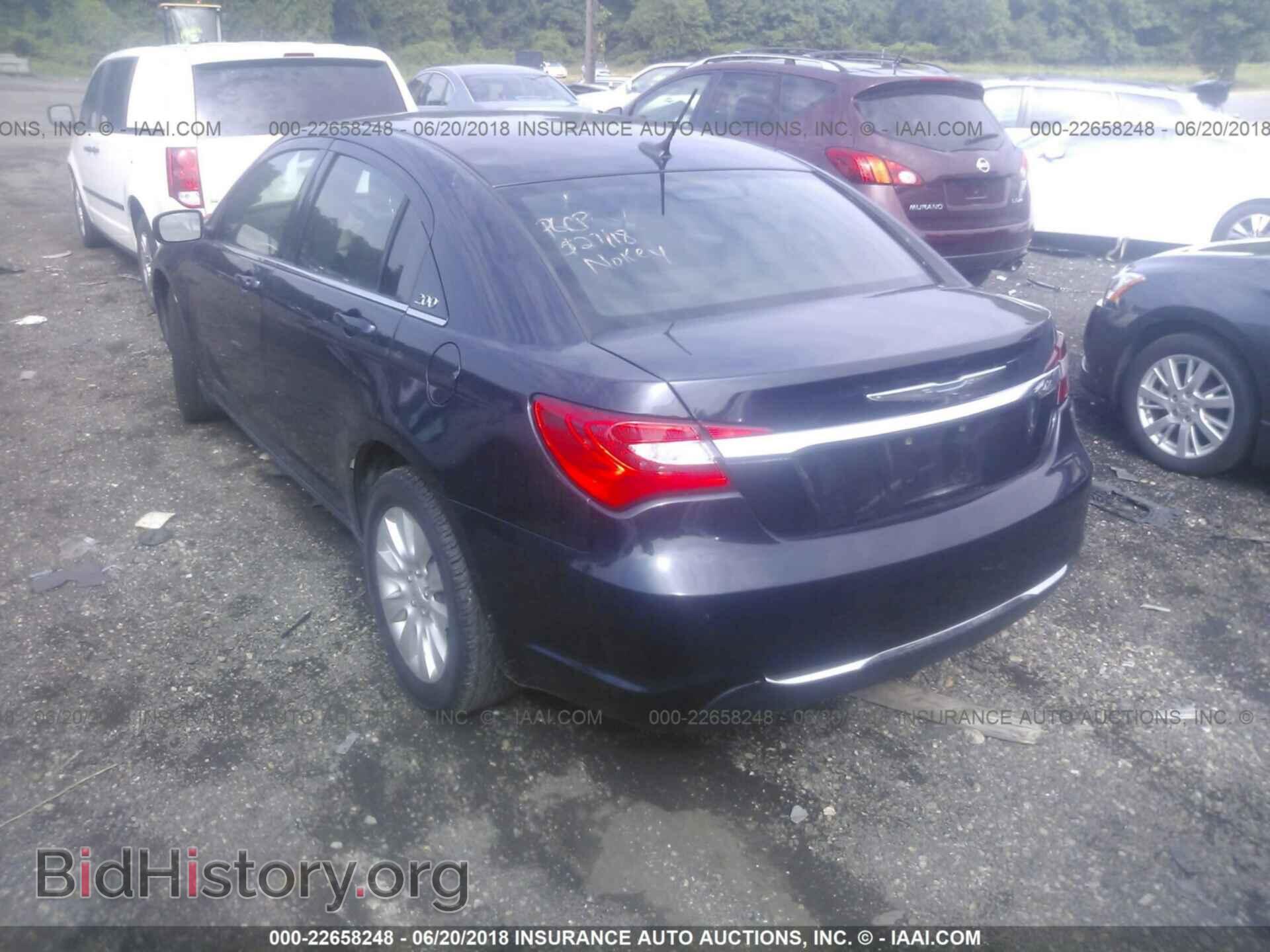 2012 Chrysler 200 - VIN: 1C3CCBAB4CN256704 - Фото 3