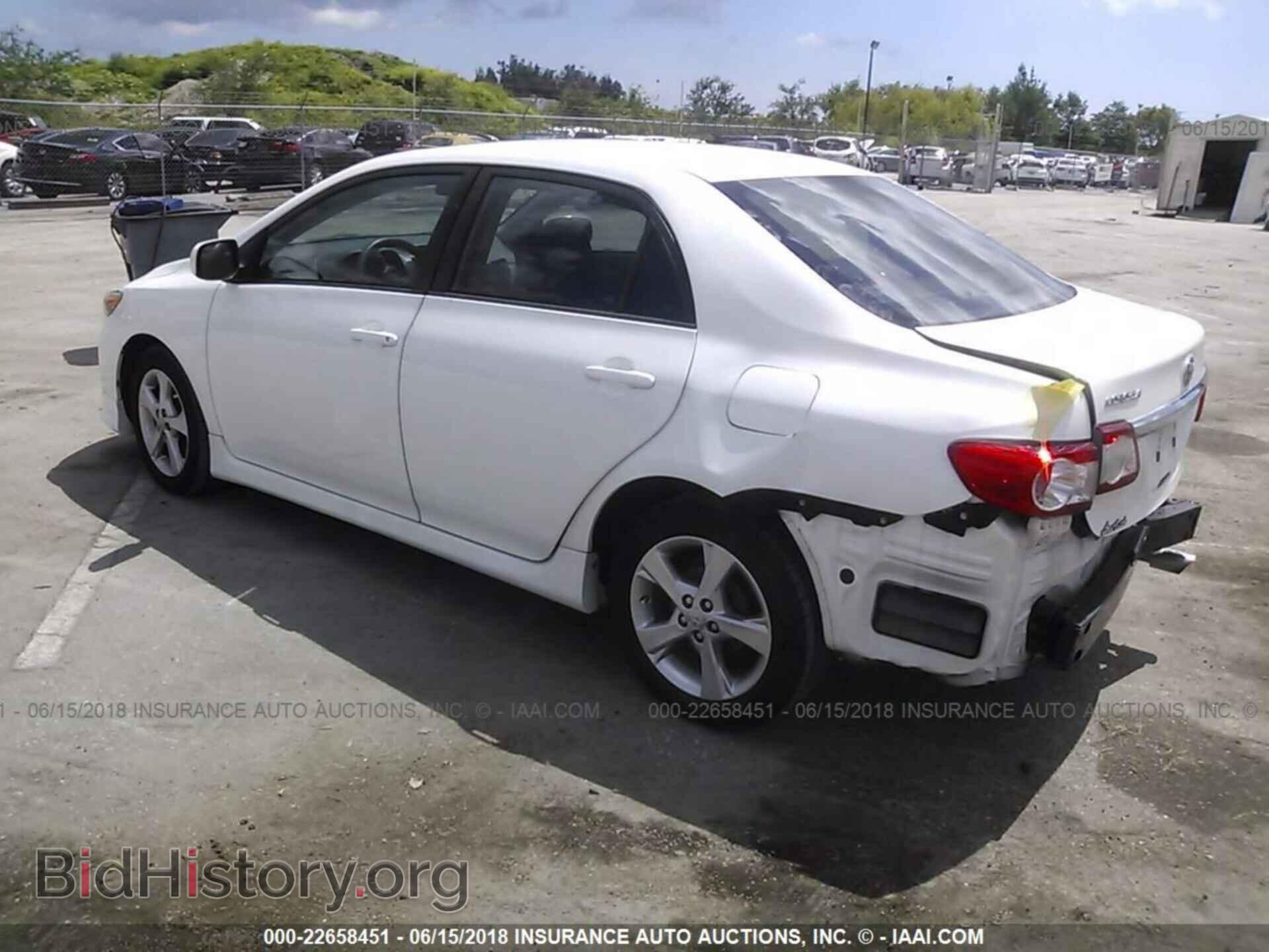 2013 Toyota Corolla - VIN: 5YFBU4EE7DP080949 - Photo 3