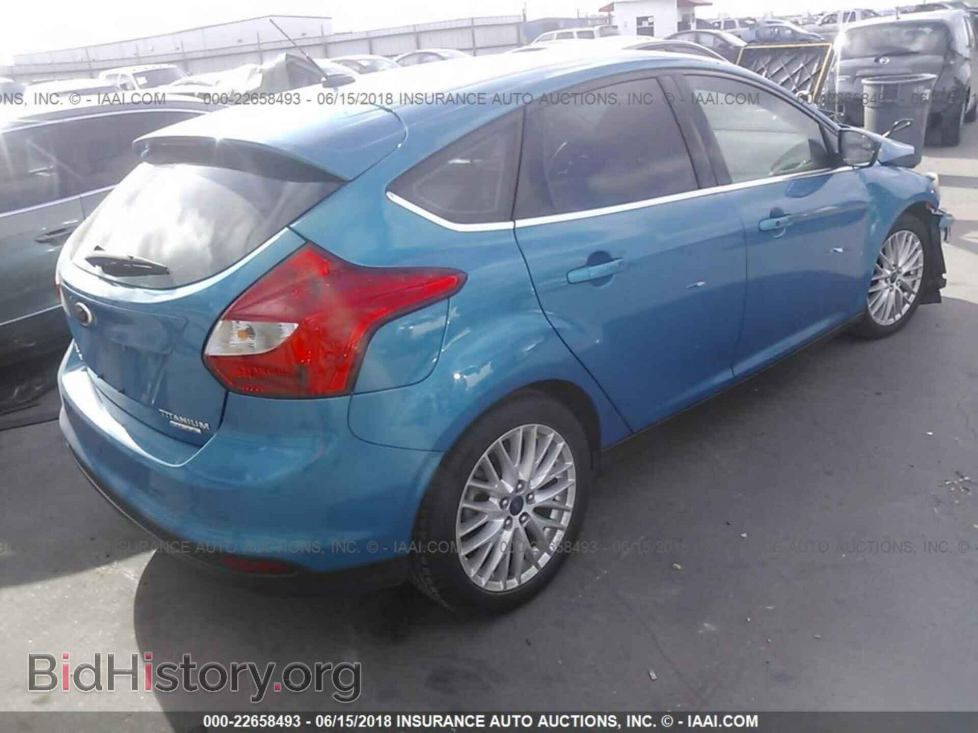 2014 Ford Focus - VIN: 1FADP3N29EL213355 - Фото 4