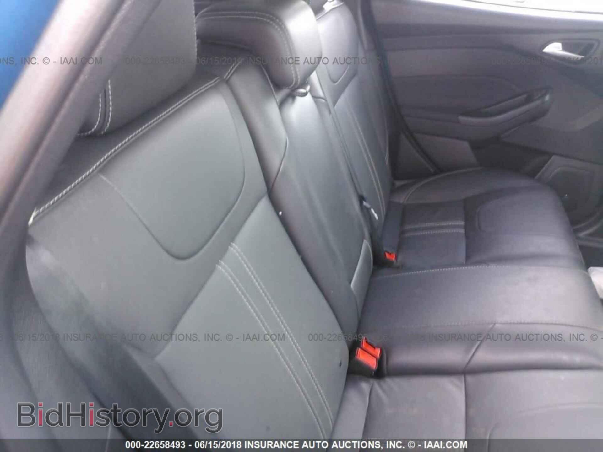 2014 Ford Focus - VIN: 1FADP3N29EL213355 - Фото 8