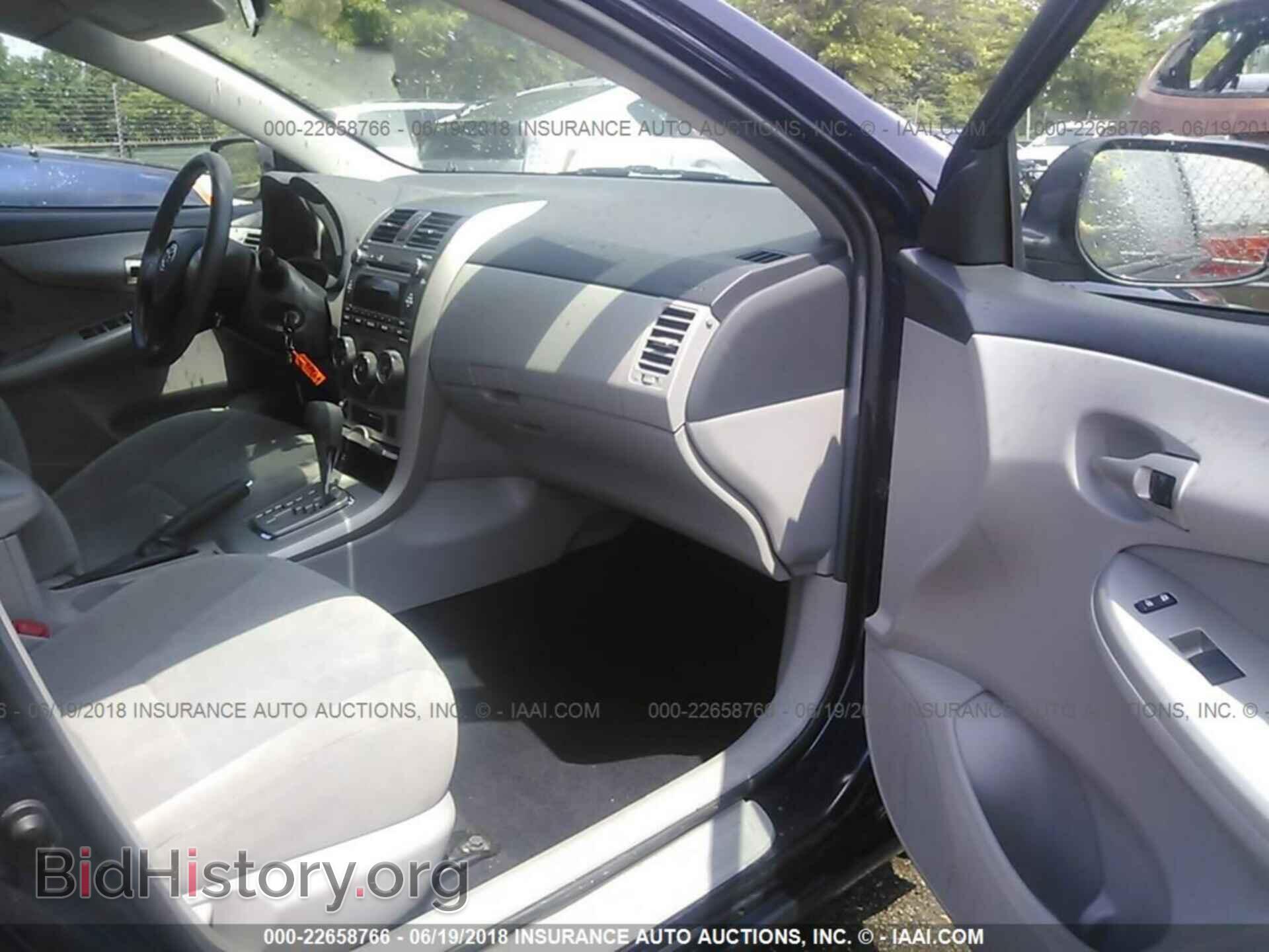 2011 Toyota Corolla - VIN: 2T1BU4EEXBC709777 - Photo 5