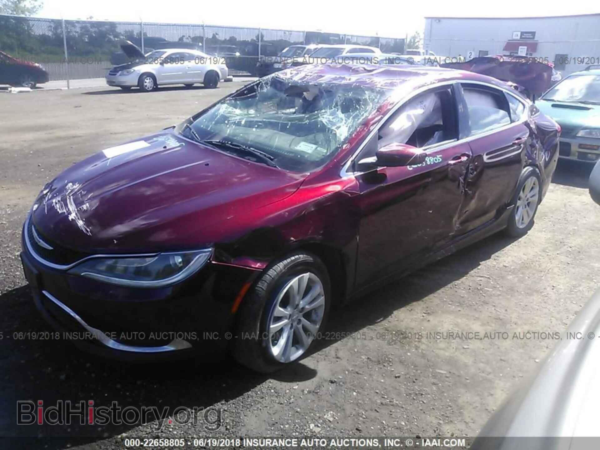 2015 Chrysler 200 - VIN: 1C3CCCAB3FN623733 - Photo 2