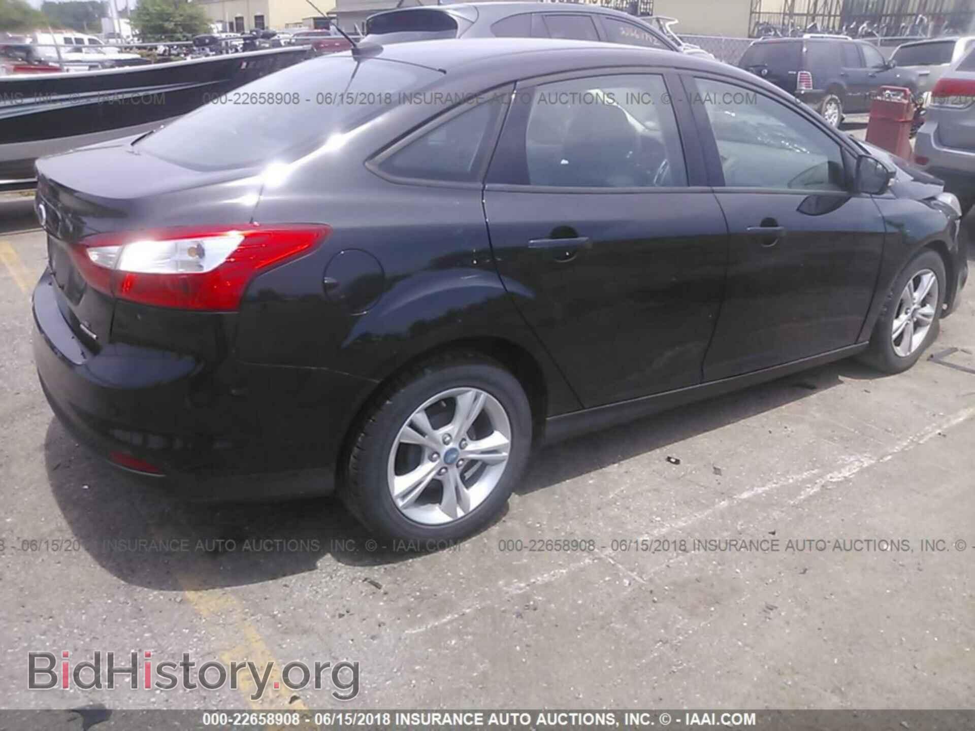 2013 Ford Focus - VIN: 1FADP3F23DL195027 - Photo 4