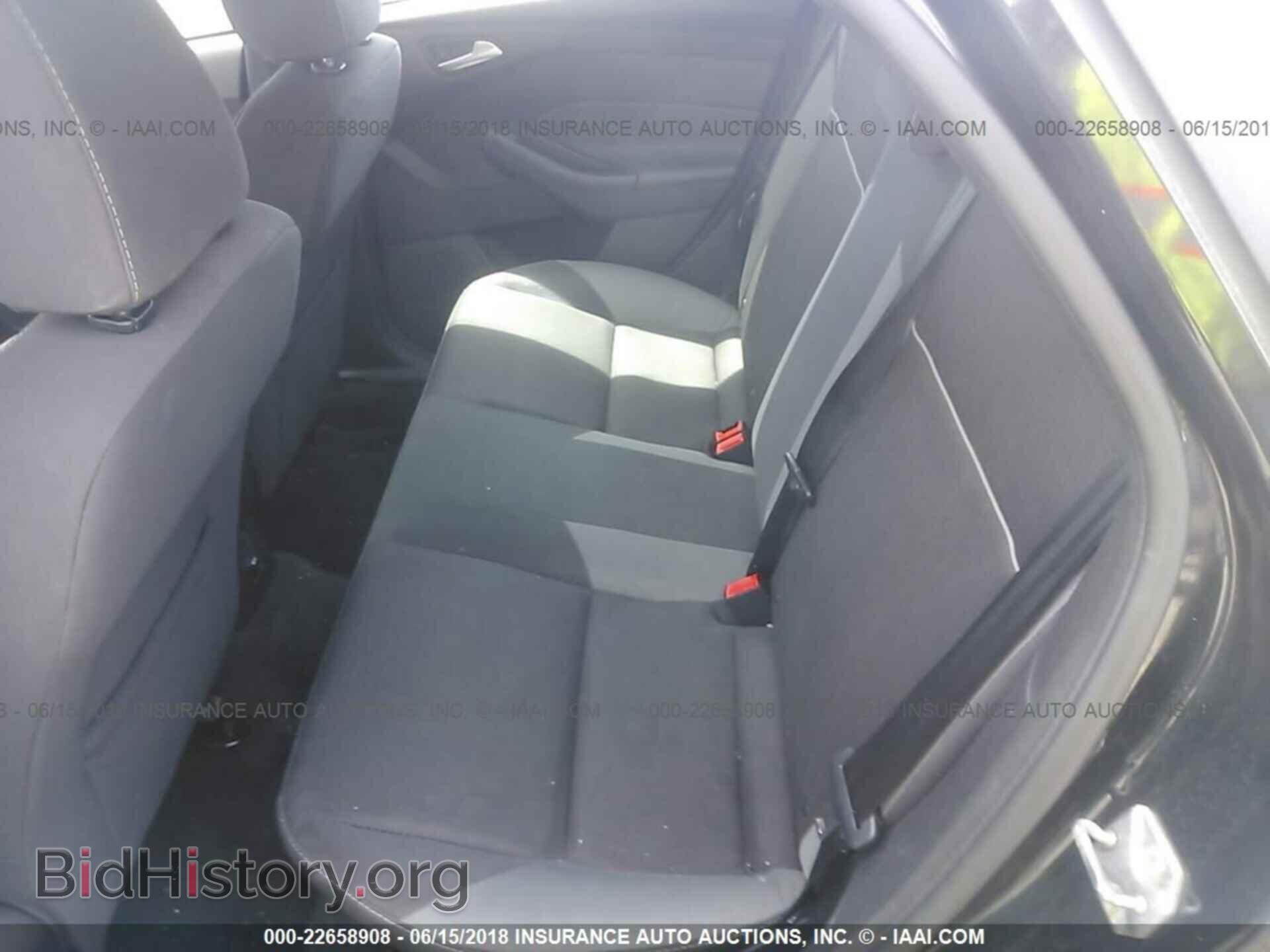 2013 Ford Focus - VIN: 1FADP3F23DL195027 - Photo 8