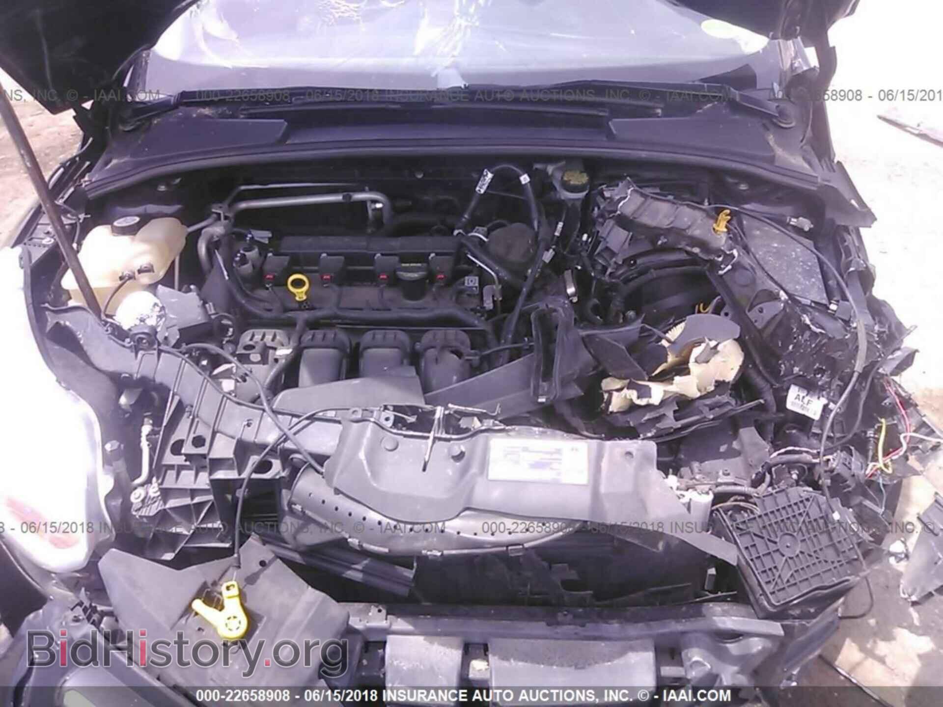 2013 Ford Focus - VIN: 1FADP3F23DL195027 - Photo 10
