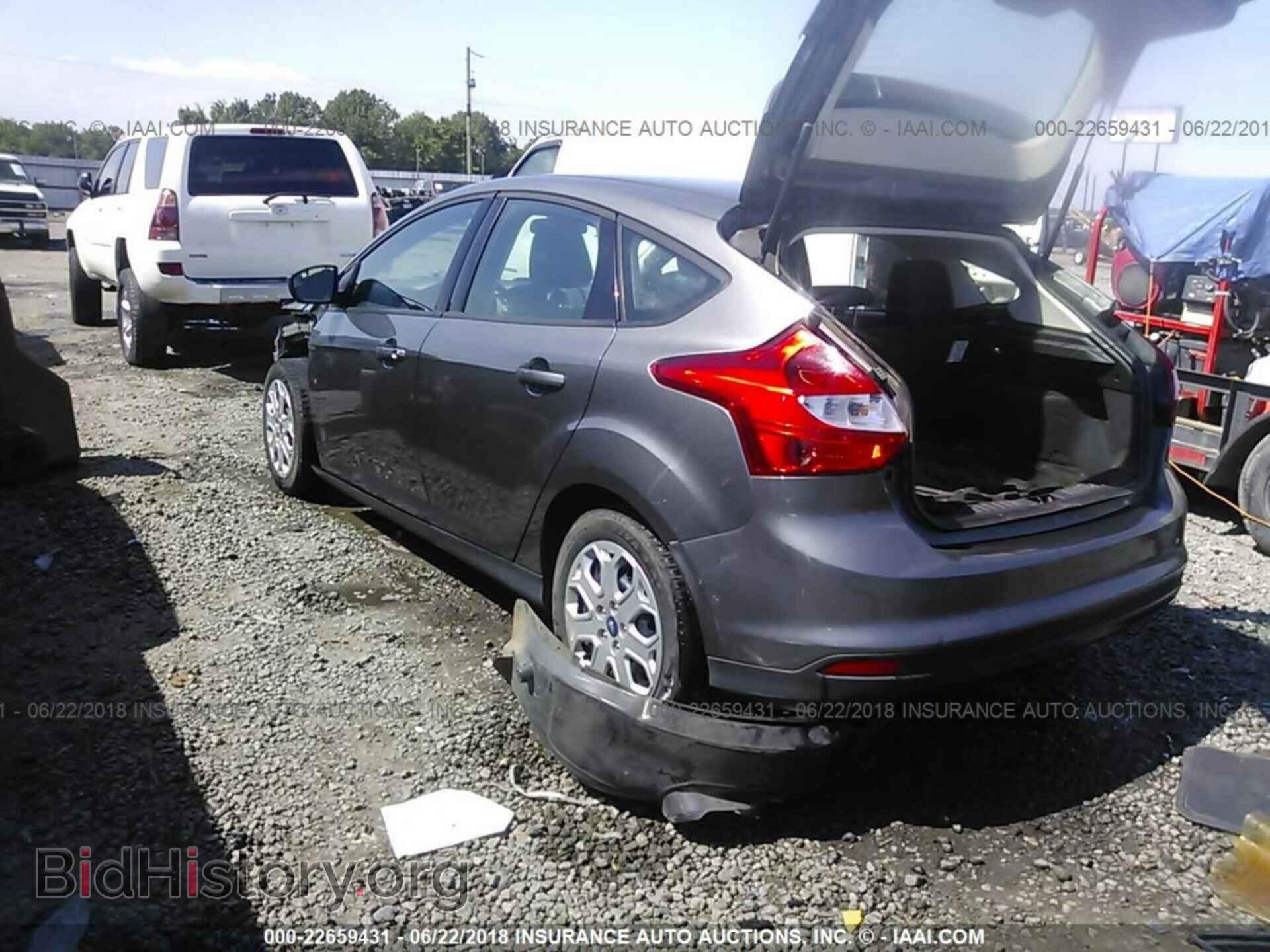 2012 Ford Focus - VIN: 1FAHP3K21CL210971 - Photo 3