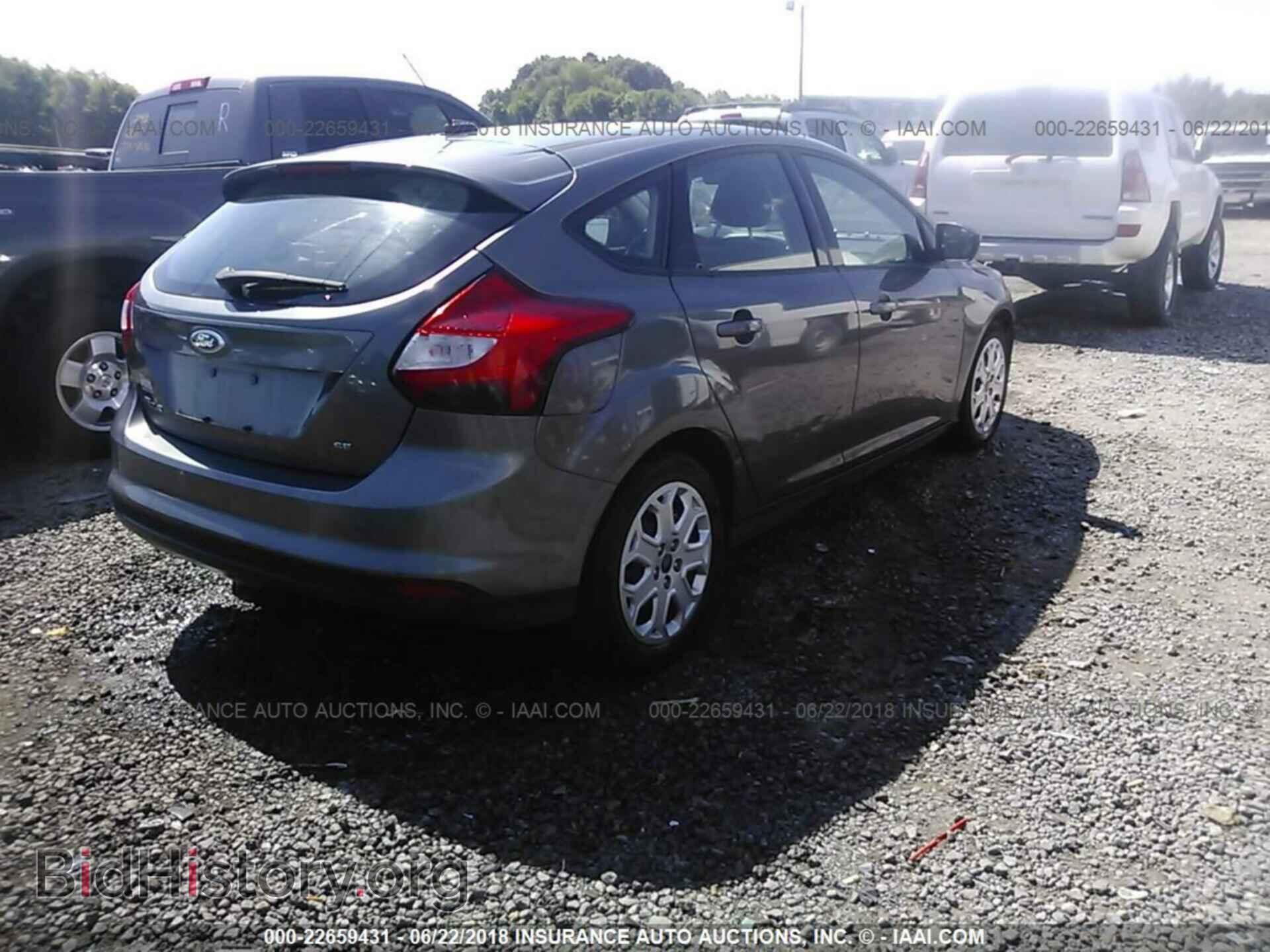 2012 Ford Focus - VIN: 1FAHP3K21CL210971 - Photo 4
