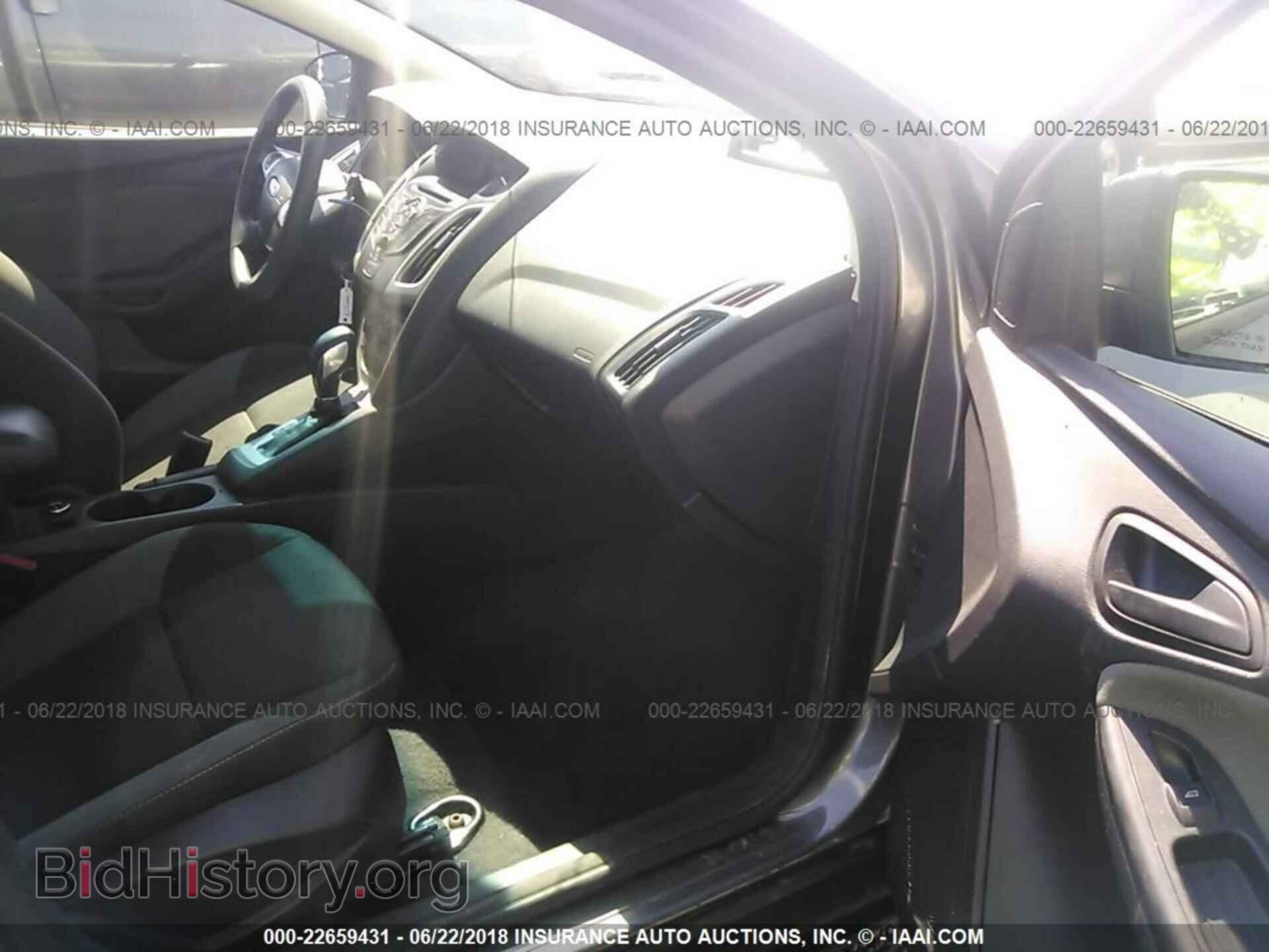 2012 Ford Focus - VIN: 1FAHP3K21CL210971 - Photo 6