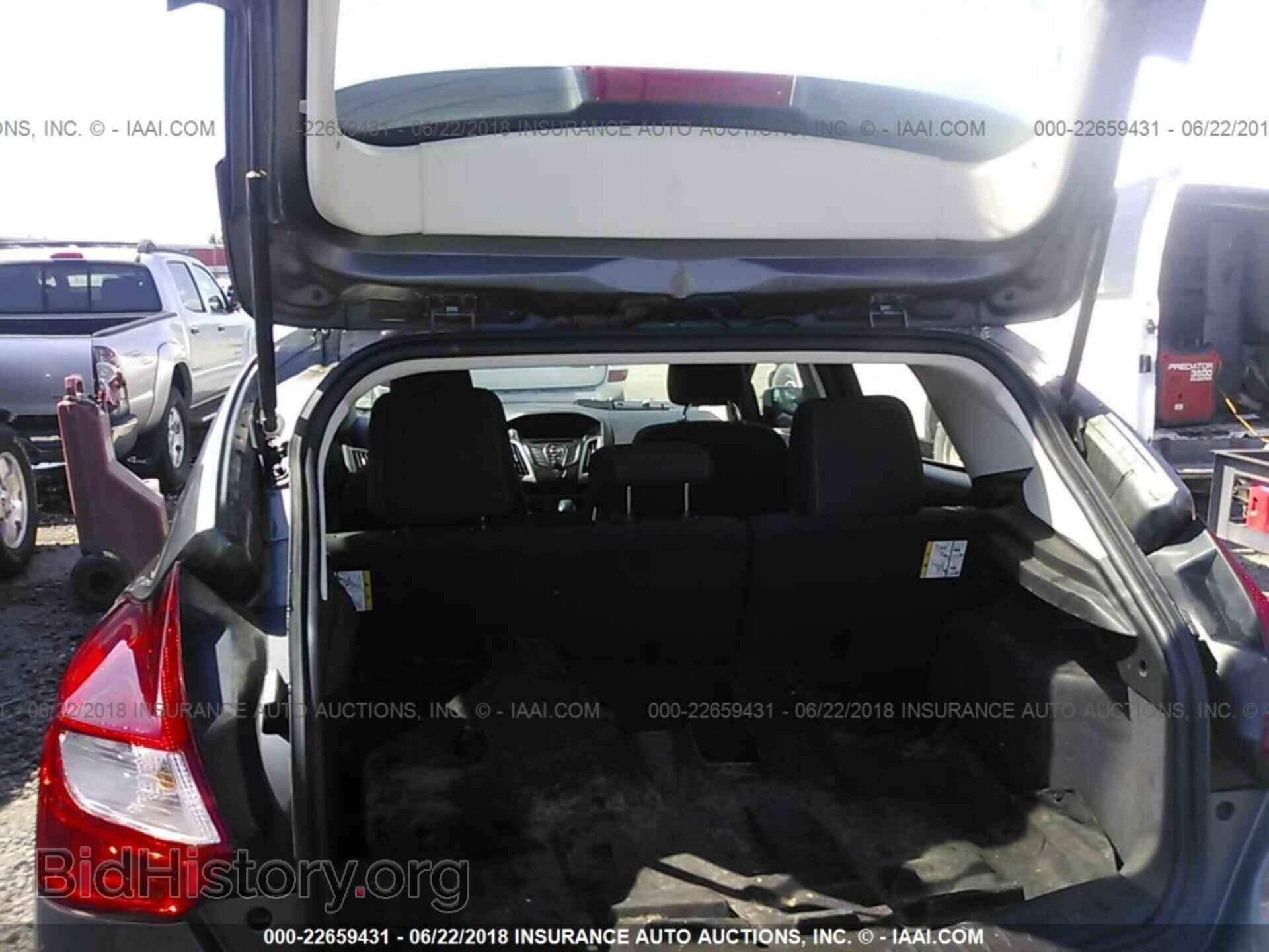 2012 Ford Focus - VIN: 1FAHP3K21CL210971 - Photo 8