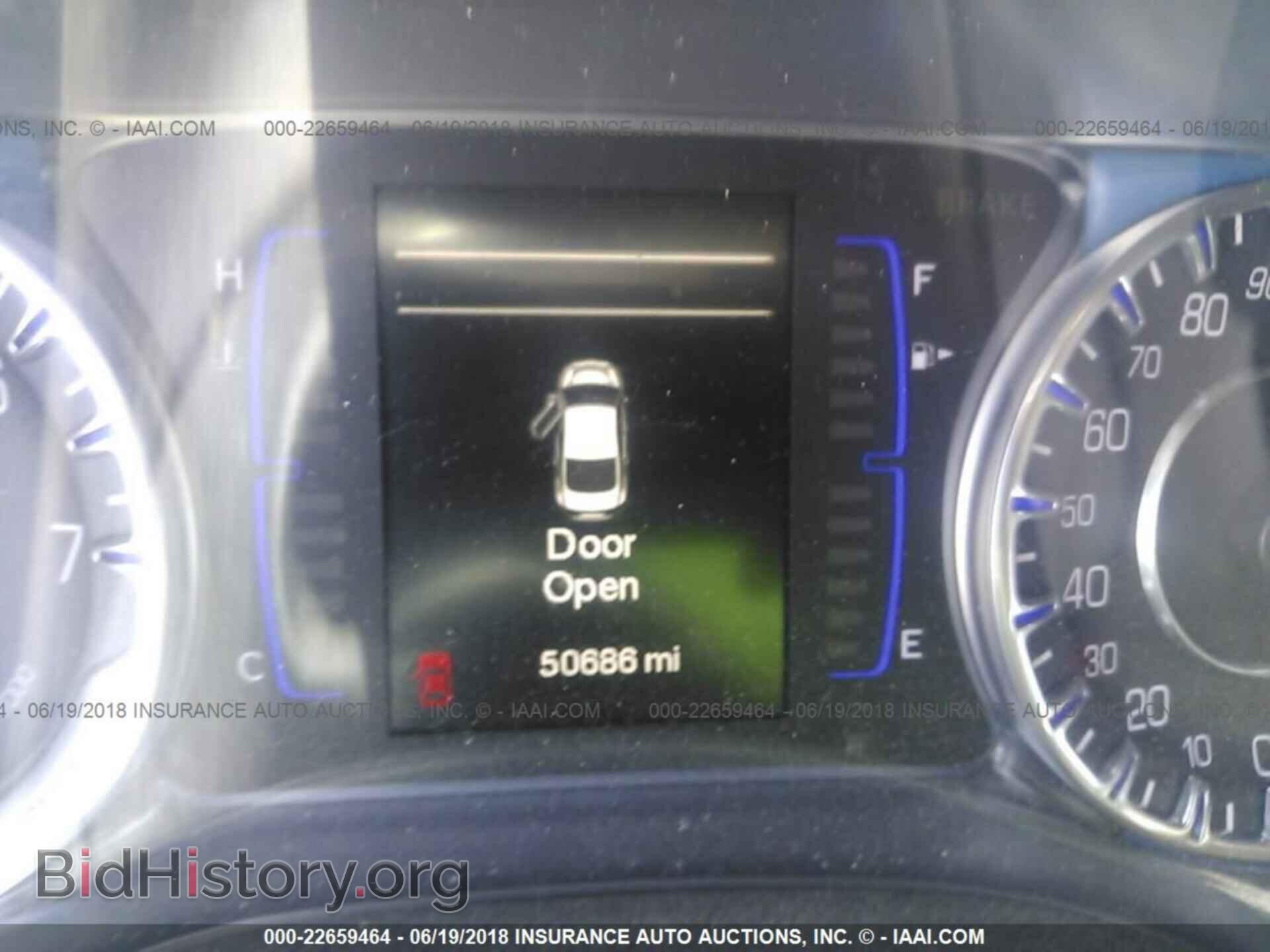 2015 Chrysler 200 - VIN: 1C3CCCAB3FN534373 - Photo 7