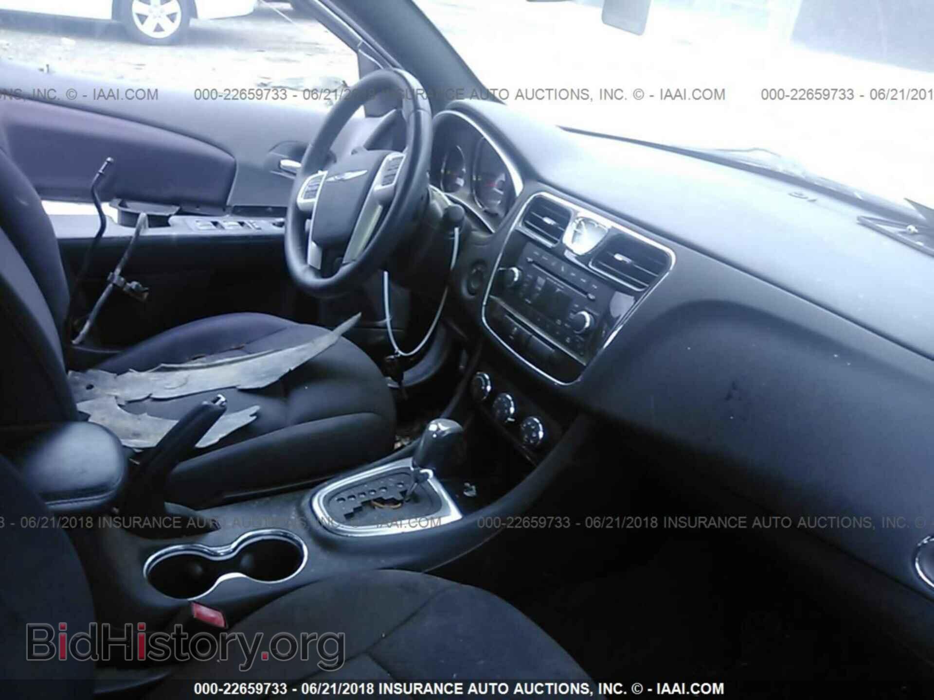 2014 Chrysler 200 - VIN: 1C3CCBBB1EN179033 - Photo 5