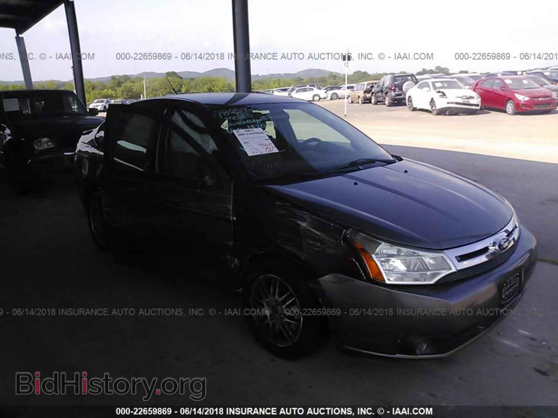 Photo 1FAHP3FN3BW182009 - Ford Focus 2011