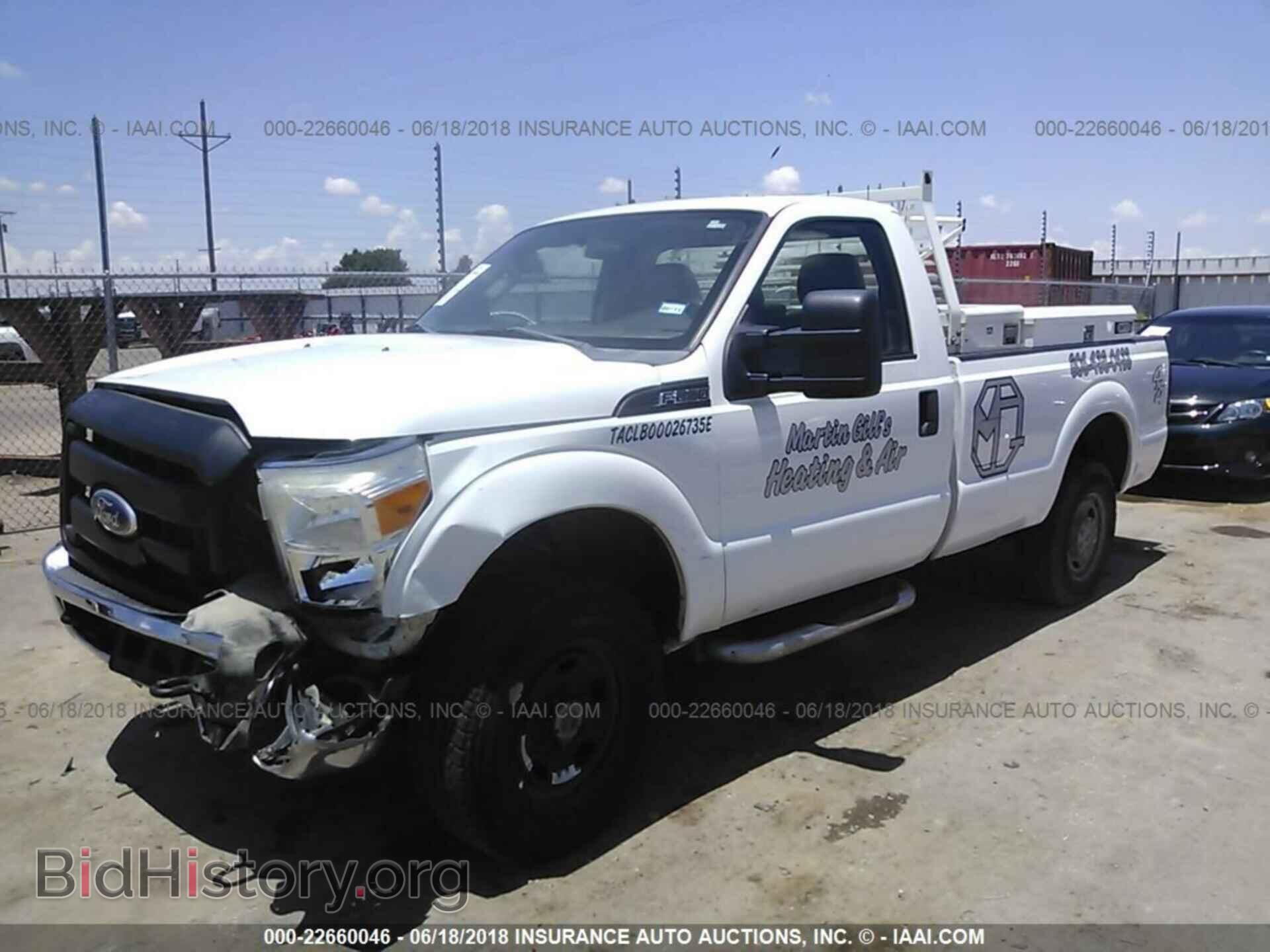 2011 Ford F250 - VIN: 1FTBF2B68BEB32384 - Фото 2