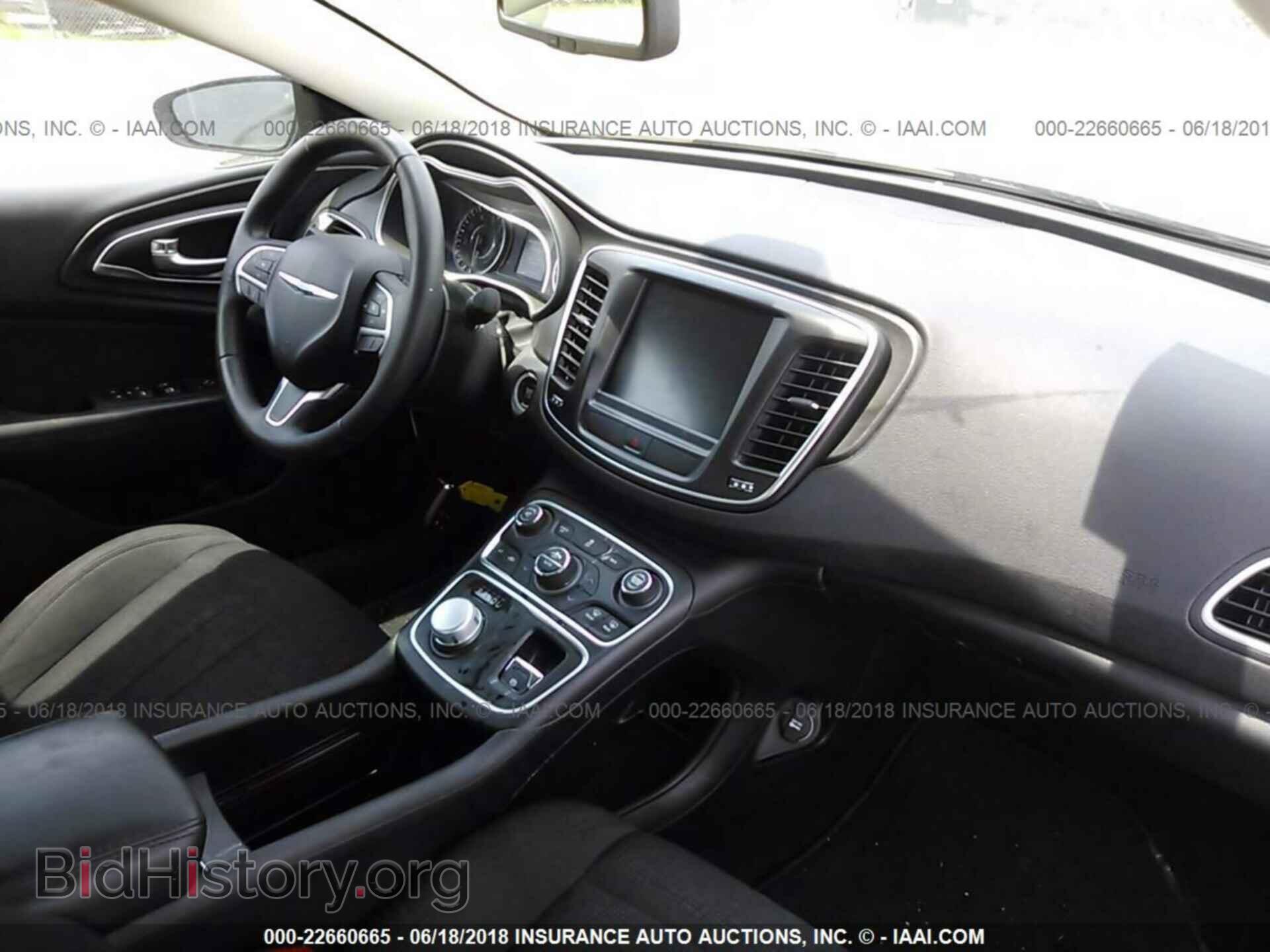 2016 Chrysler 200 - VIN: 1C3CCCAB0GN108514 - Фото 5