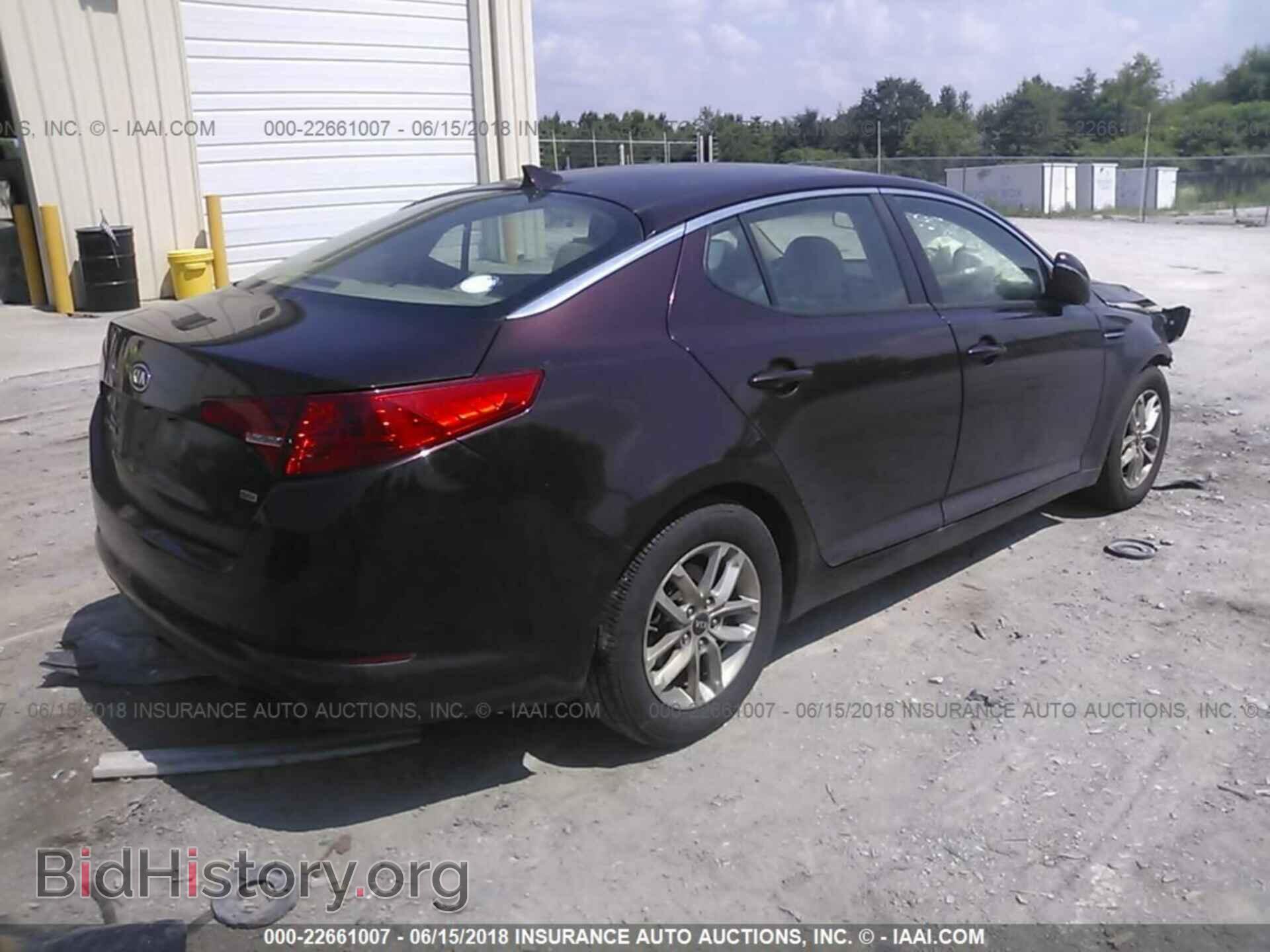 2011 Kia Optima - VIN: KNAGM4A77B5123125 - Photo 4