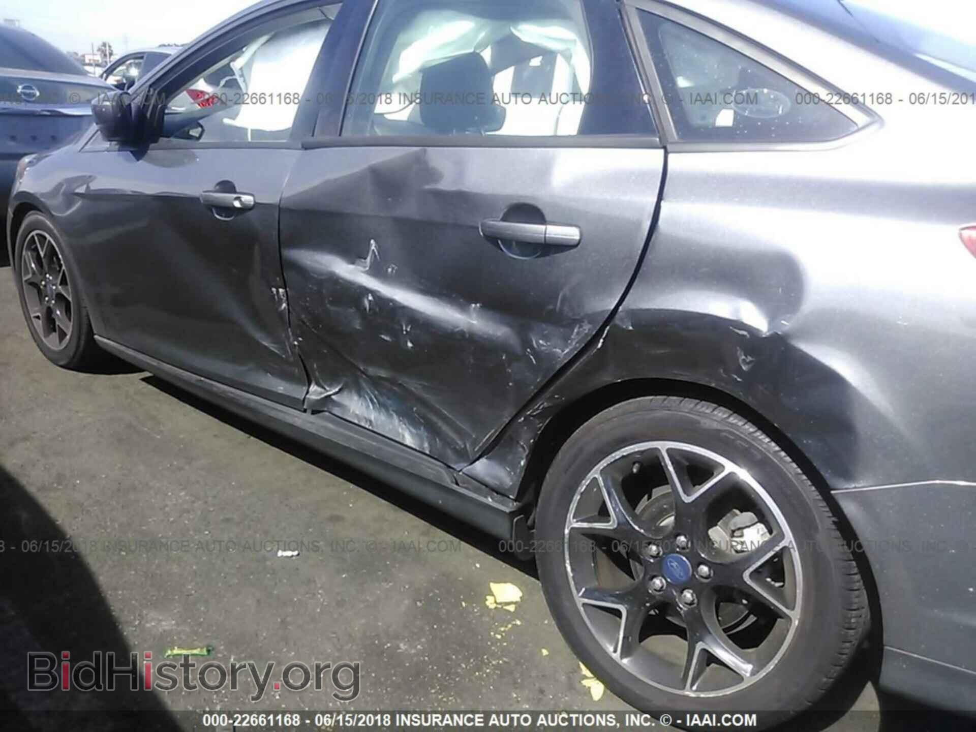 2012 Ford Focus - VIN: 1FAHP3F28CL379072 - Фото 6