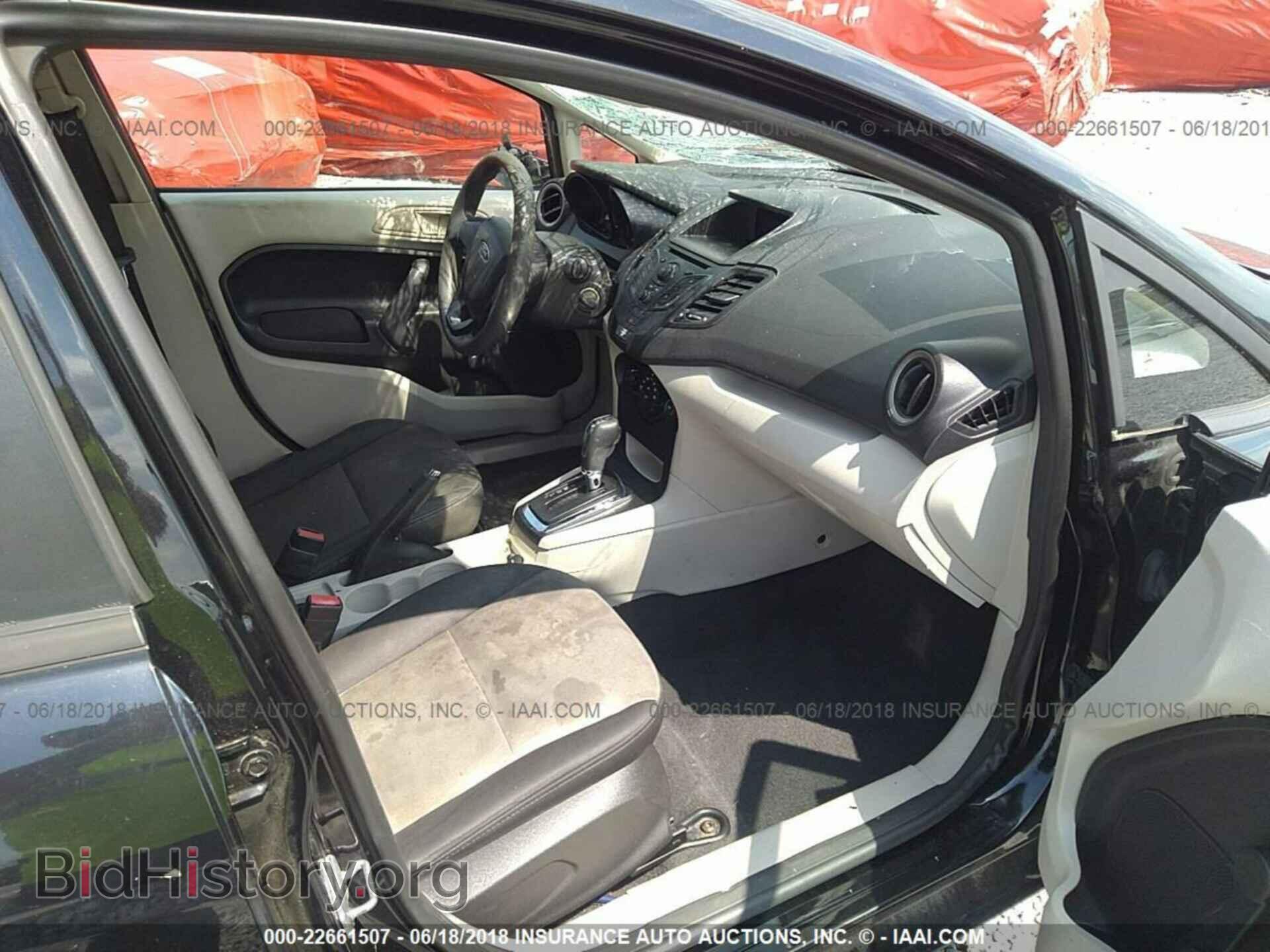 2012 Ford Fiesta - VIN: 3FADP4AJ6CM118024 - Photo 5