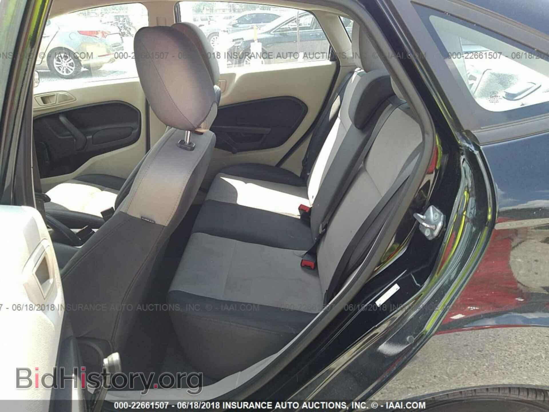 2012 Ford Fiesta - VIN: 3FADP4AJ6CM118024 - Photo 8