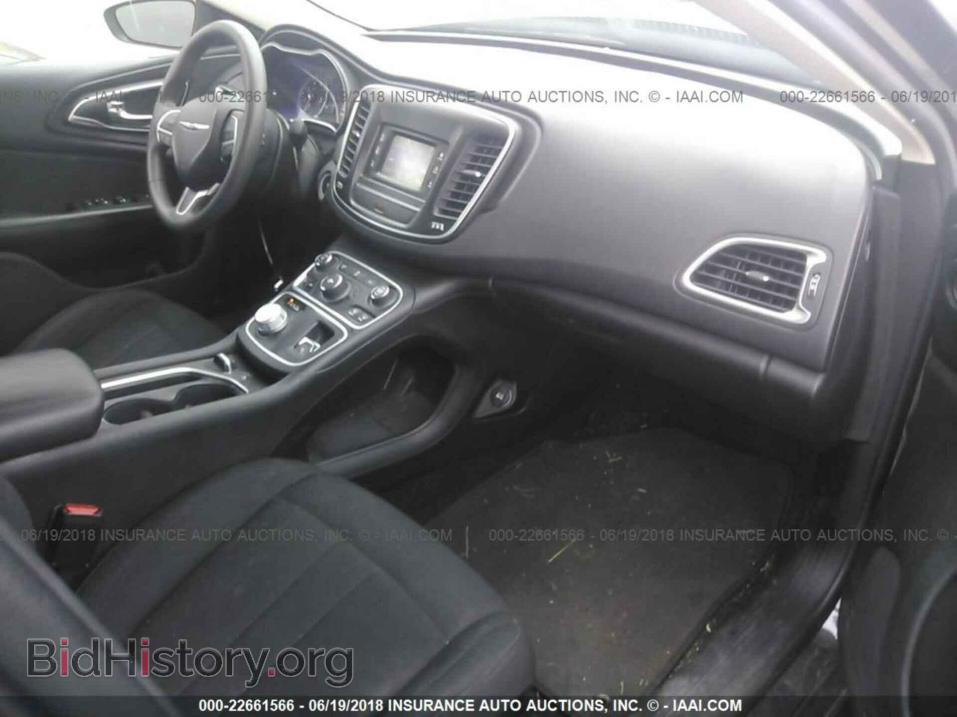 2015 Chrysler 200 - VIN: 1C3CCCAB1FN577660 - Photo 5