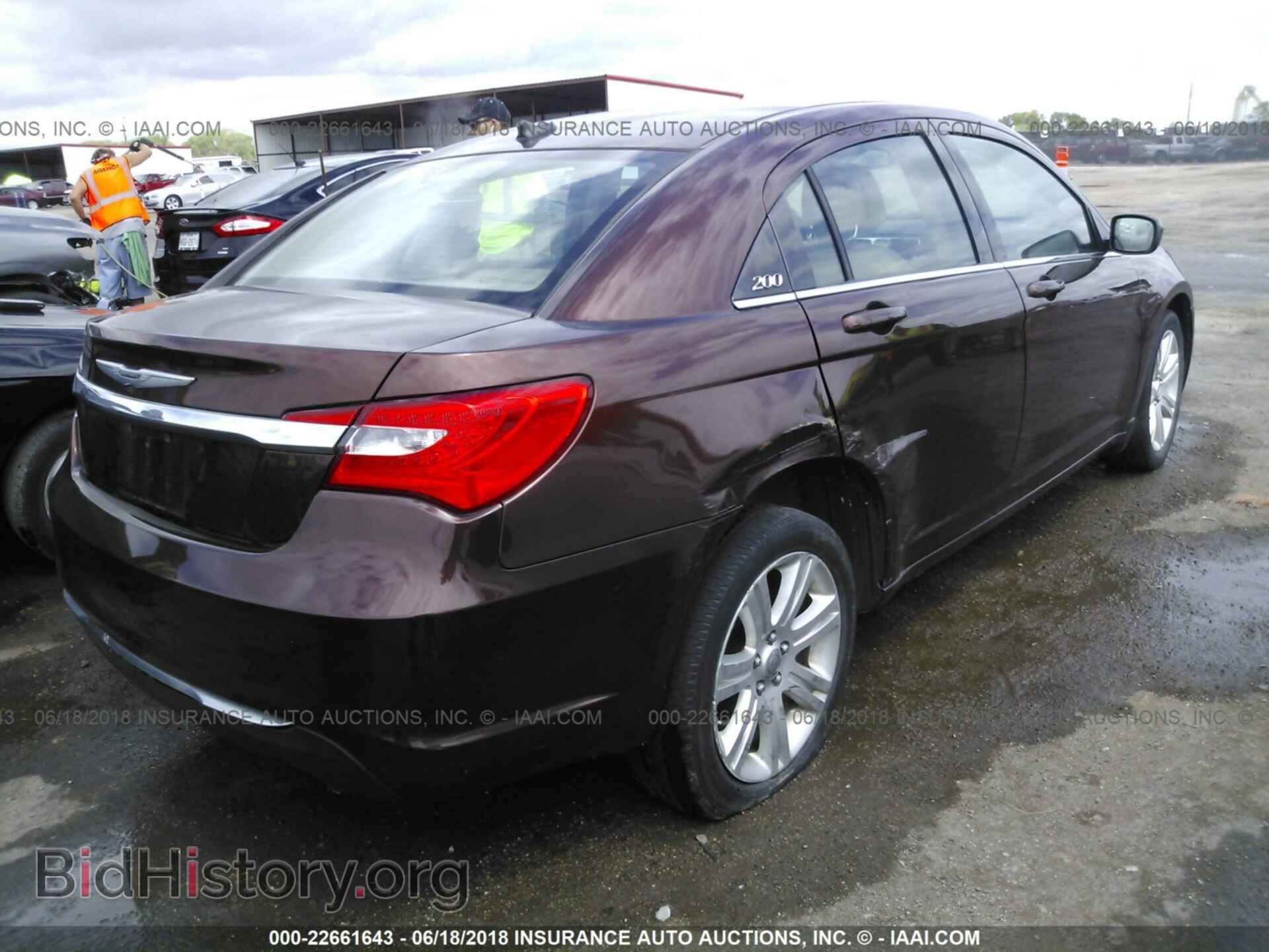 2012 Chrysler 200 - VIN: 1C3CCBBBXCN189198 - Photo 4