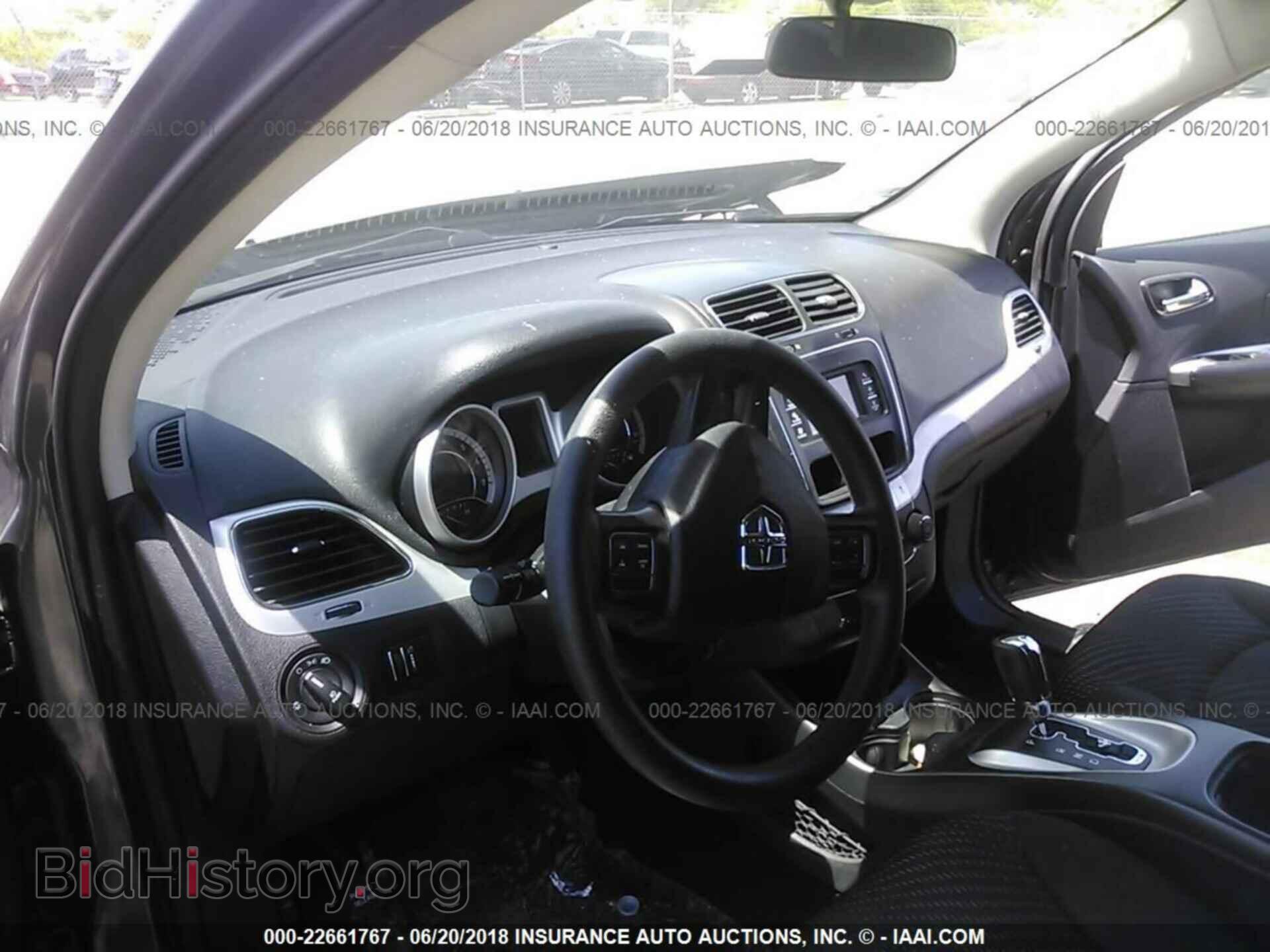 2015 Dodge Journey - VIN: 3C4PDCBG3FT742399 - Photo 5
