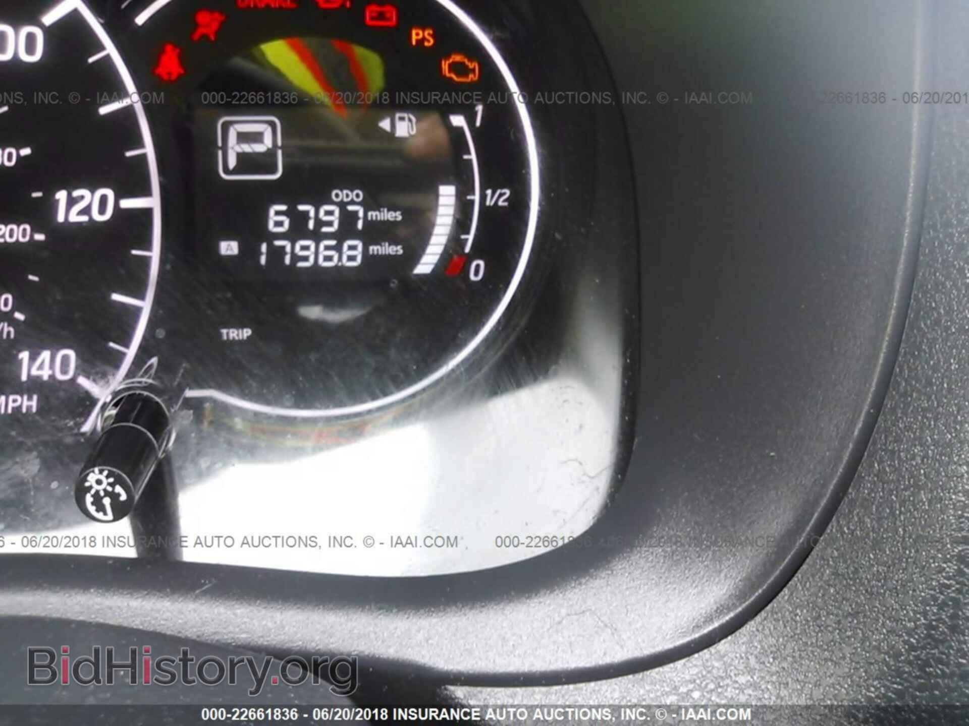 2017 Nissan Versa note - VIN: 3N1CE2CP5HL378240 - Photo 7