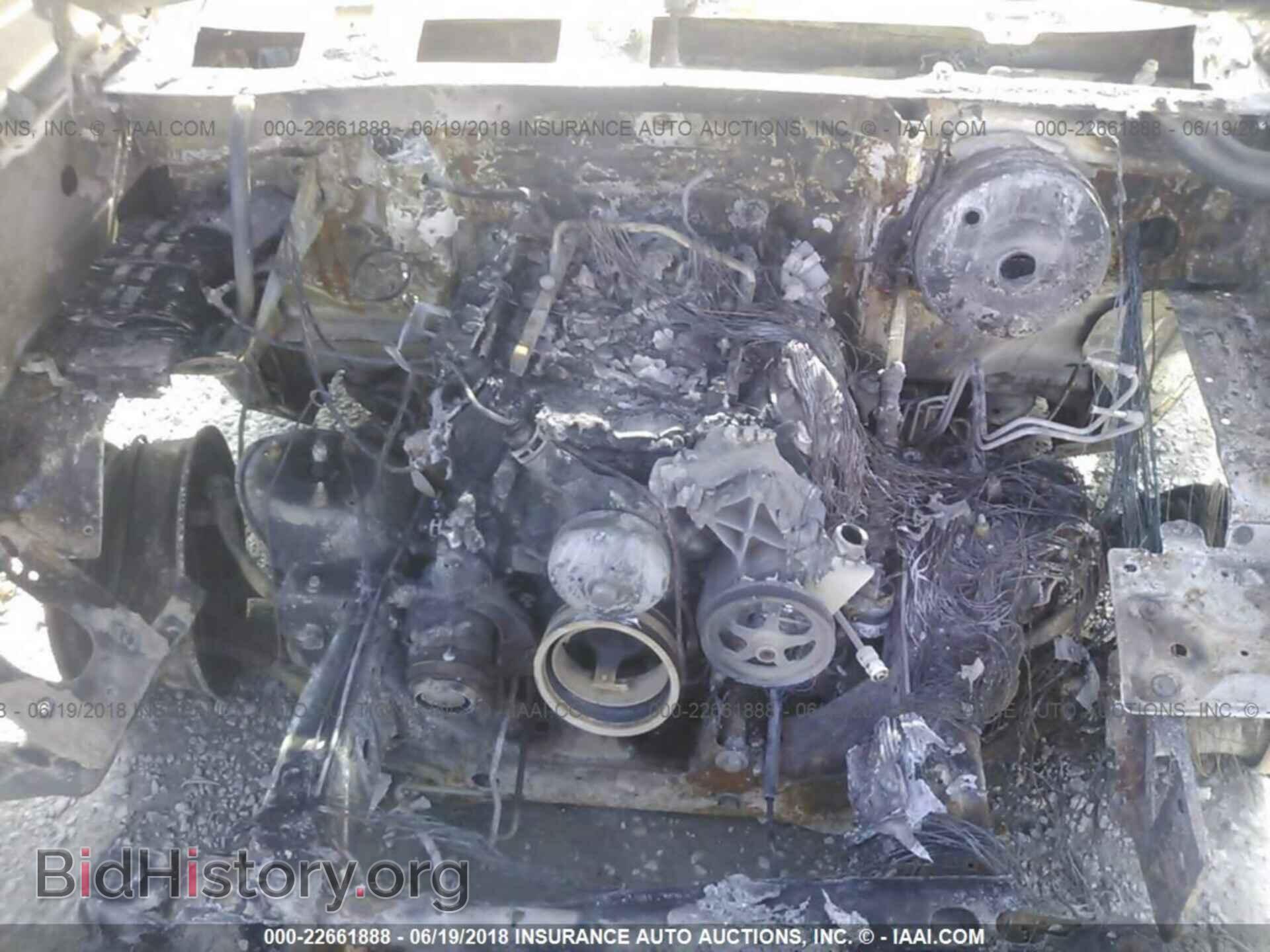2012 Chevrolet Avalanche - VIN: 3GNMCGE06CG230983 - Фото 10
