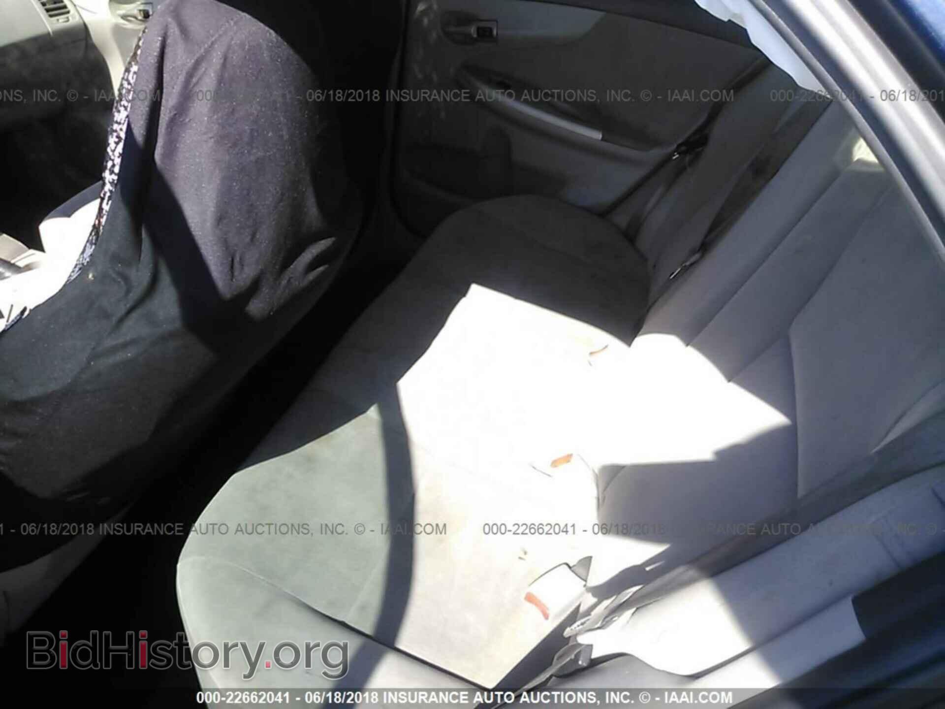 2011 Toyota Corolla - VIN: 2T1BU4EEXBC662301 - Photo 8