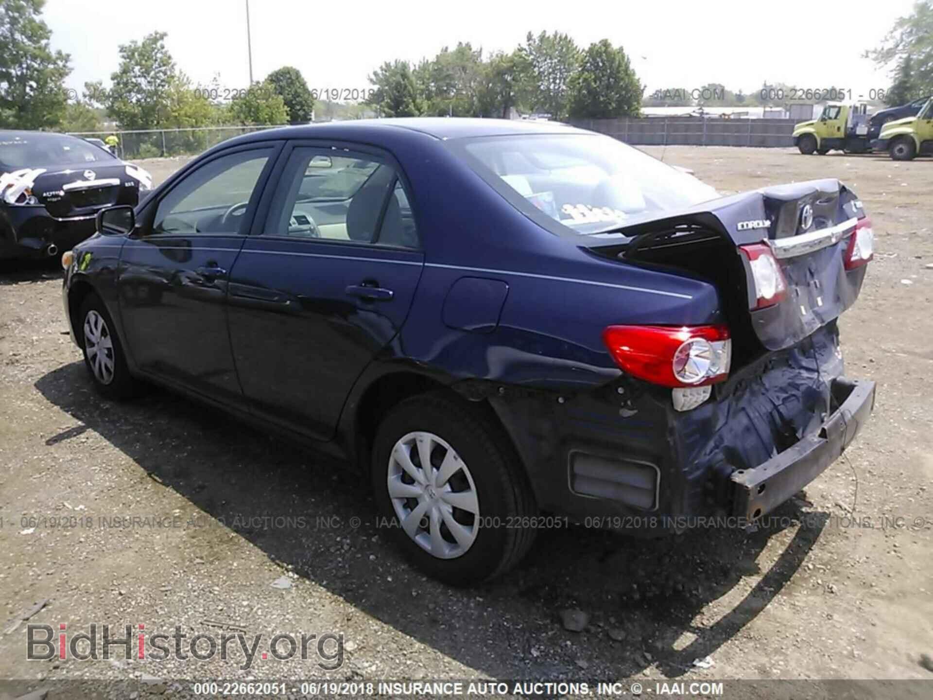 2011 Toyota Corolla - VIN: 2T1BU4EE2BC608250 - Photo 3