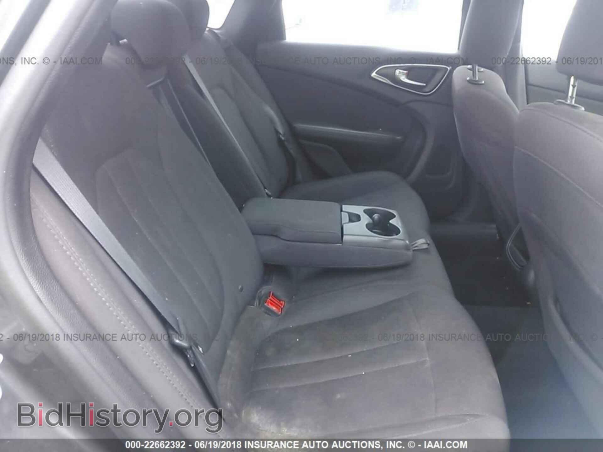 2015 Chrysler 200 - VIN: 1C3CCCAB8FN751336 - Photo 8
