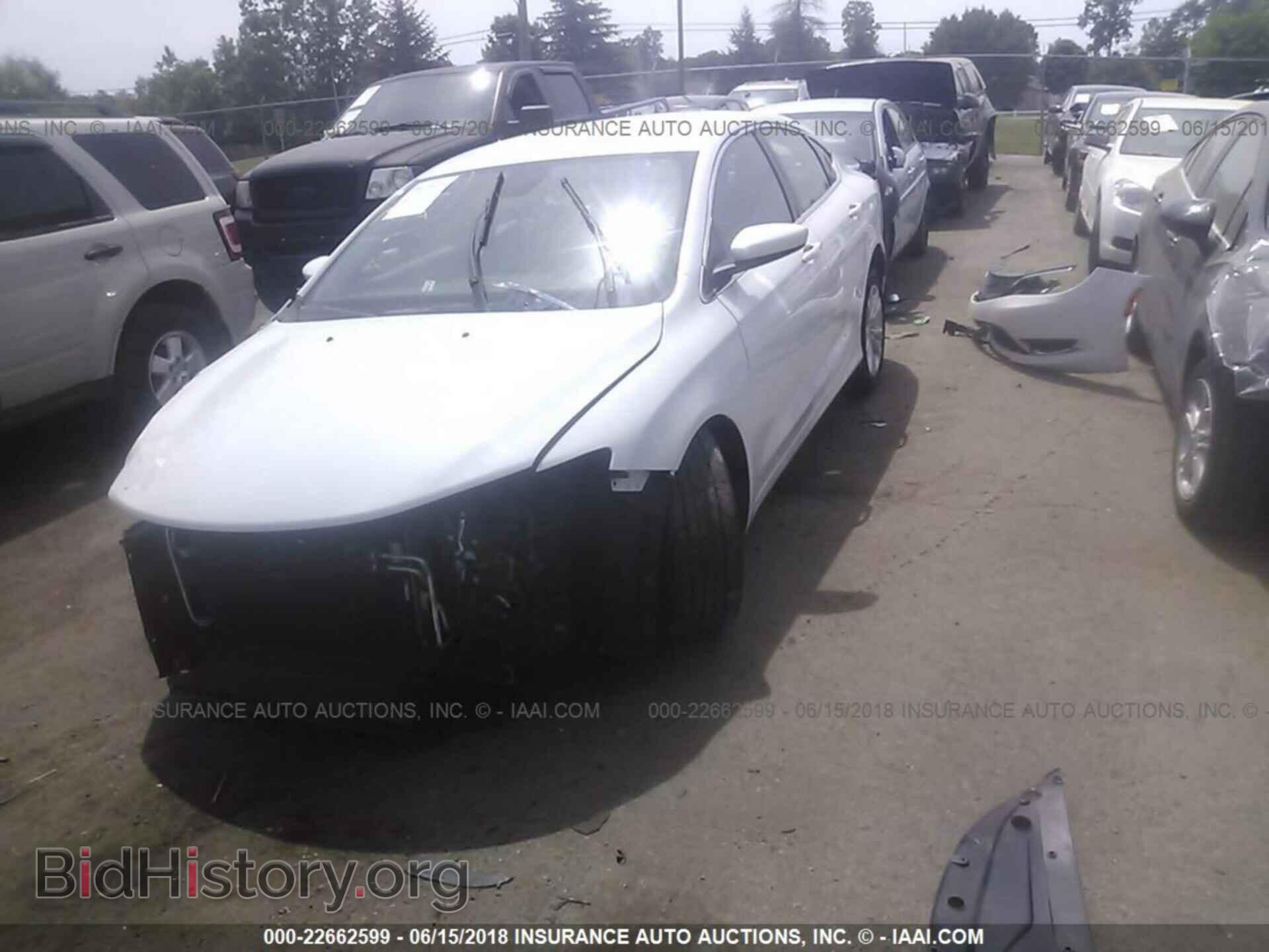 2015 Chrysler 200 - VIN: 1C3CCCAB2FN679615 - Photo 2