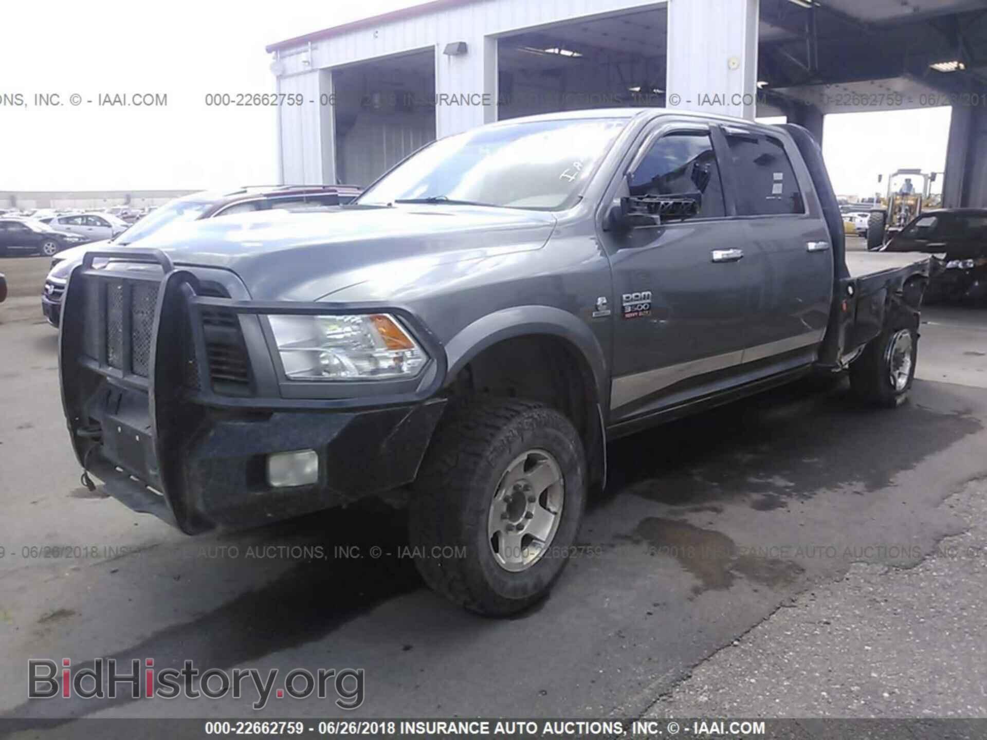 2012 Dodge Ram 3500 - VIN: 3C63D3HL1CG130894 - Фото 2