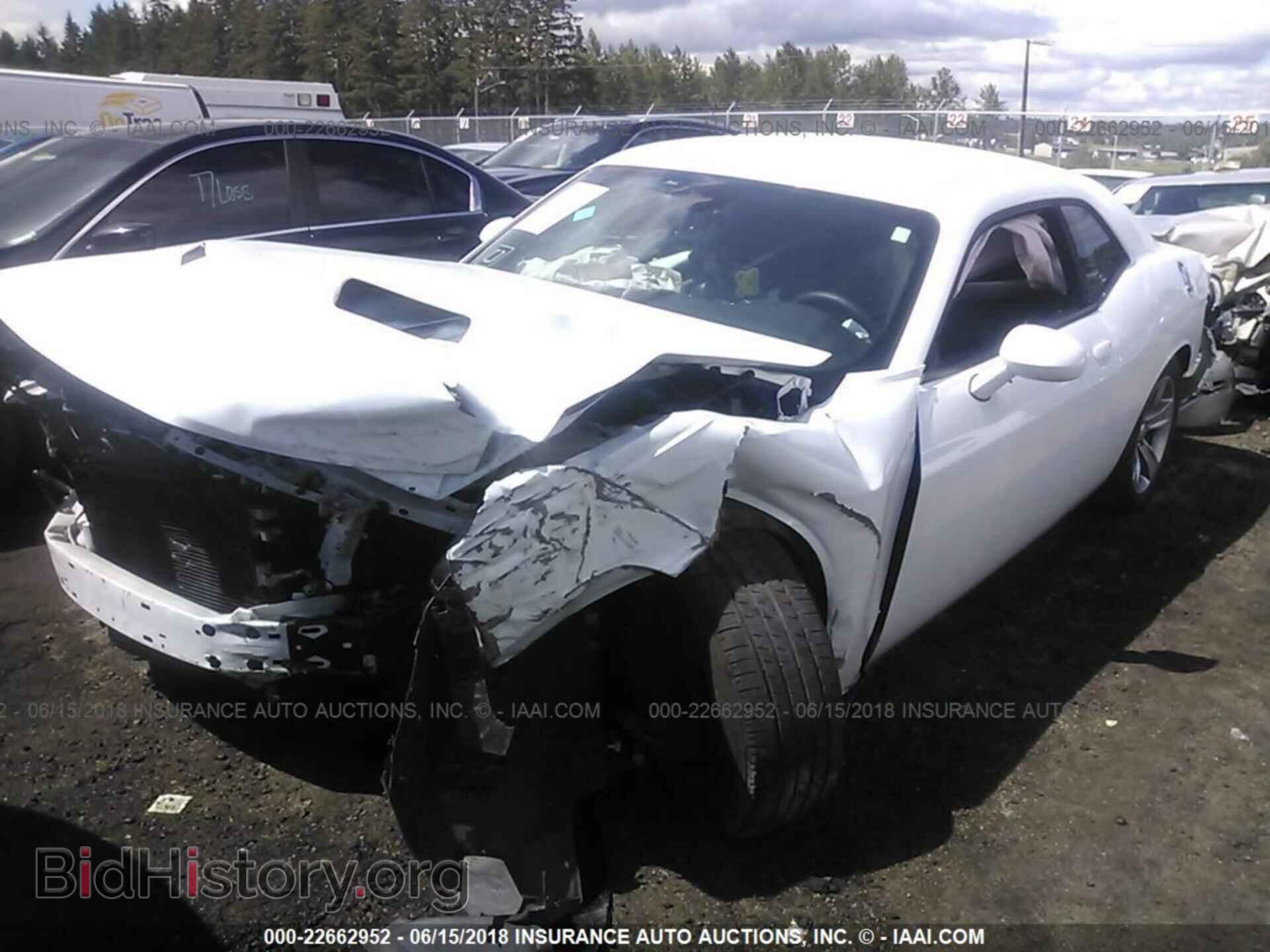 2015 Dodge Challenger - VIN: 2C3CDZAG1FH823126 - Photo 2