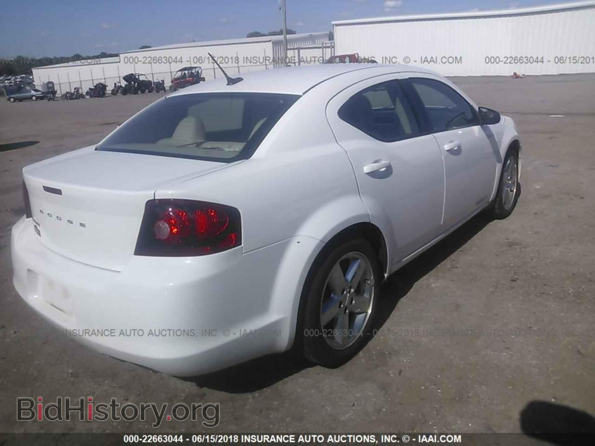 2013 Dodge Avenger - VIN: 1C3CDZAG6DN749903 - Photo 4