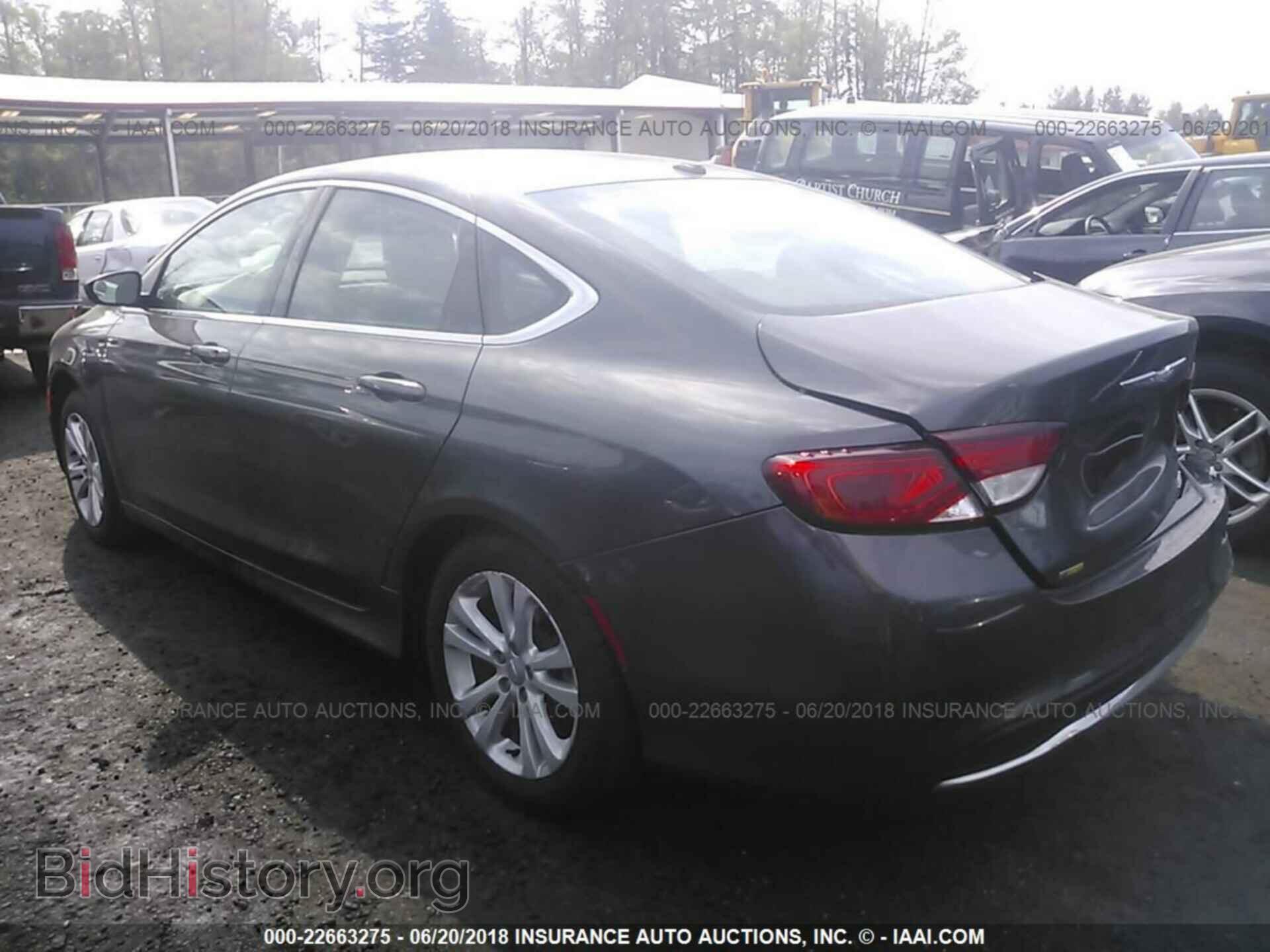 2015 Chrysler 200 - VIN: 1C3CCCAB0FN666457 - Photo 3
