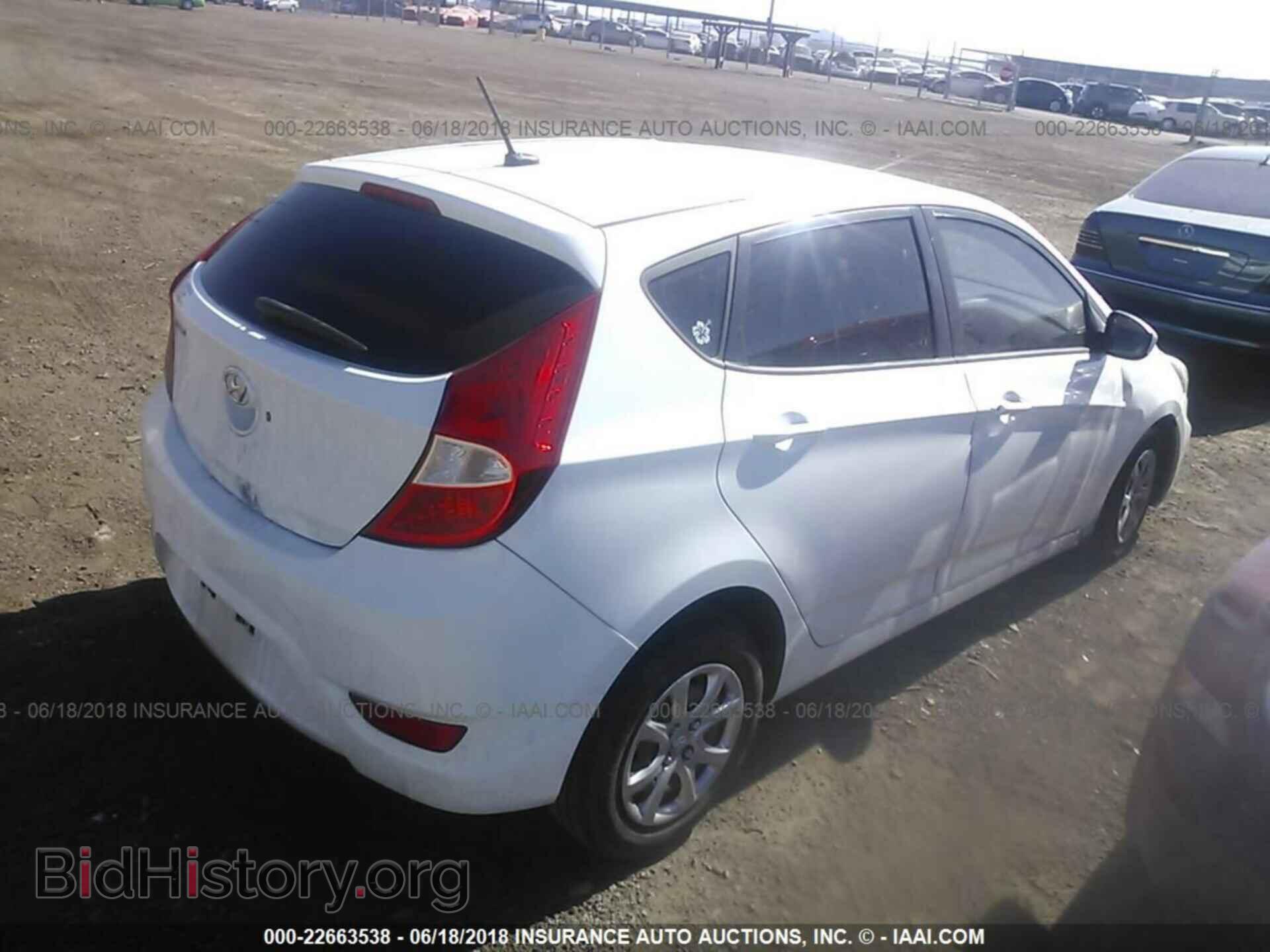2013 Hyundai Accent - VIN: KMHCT5AE5DU126554 - Фото 4