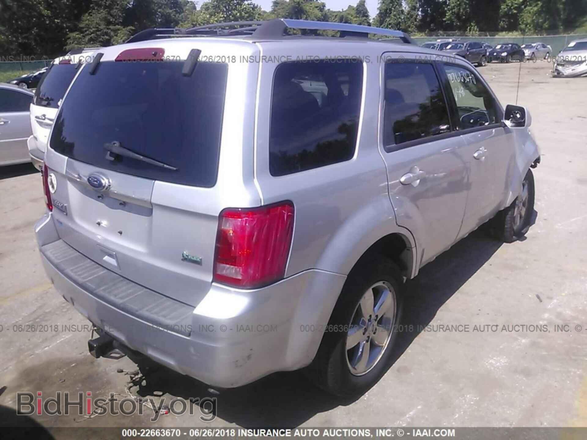 2011 Ford Escape - VIN: 1FMCU9EG7BKA21555 - Фото 4