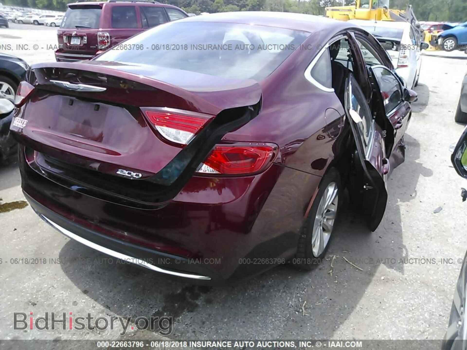 2015 Chrysler 200 - VIN: 1C3CCCAB2FN574508 - Photo 4