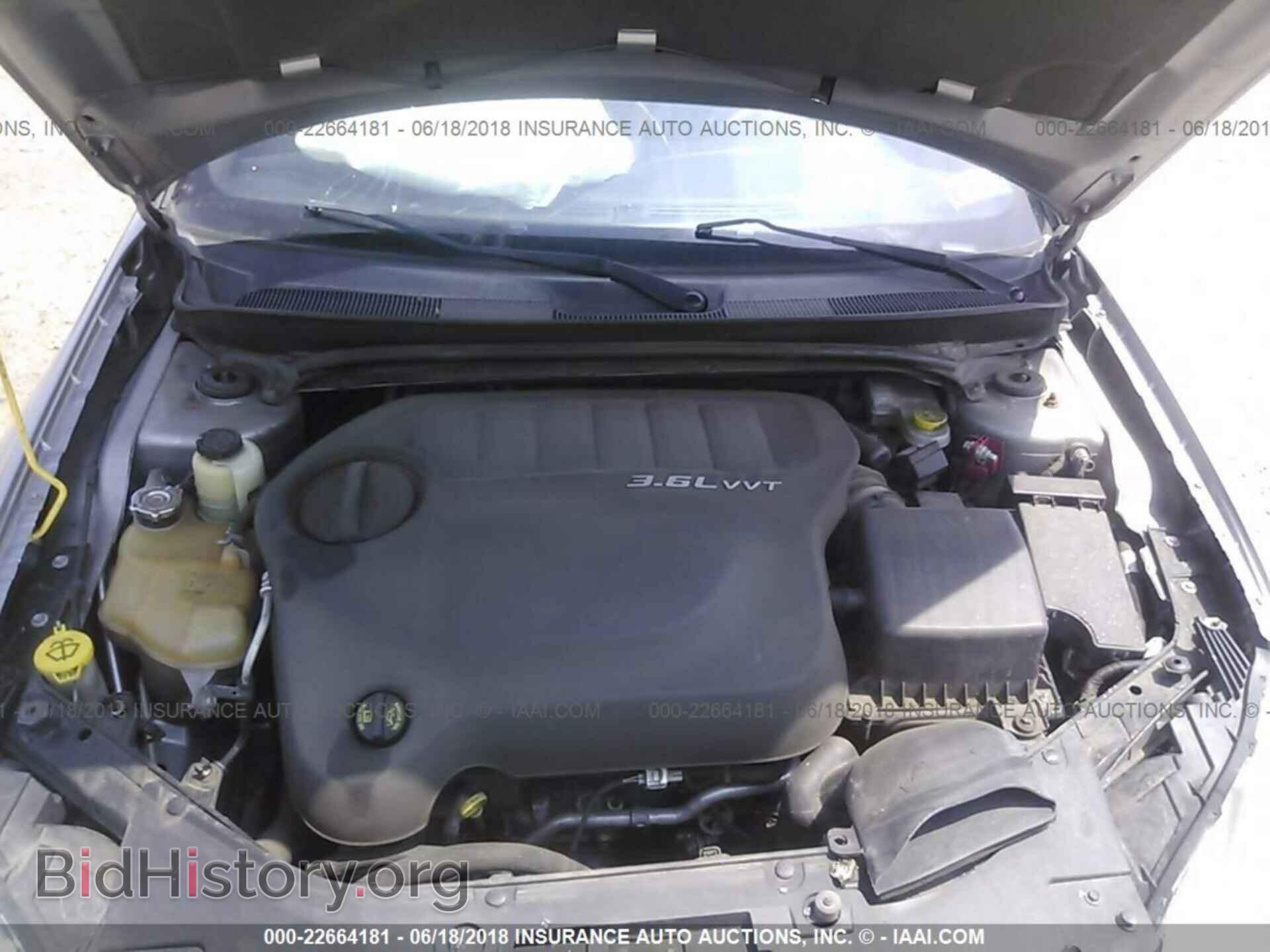 2013 Chrysler 200 - VIN: 1C3CCBCG5DN559162 - Фото 10